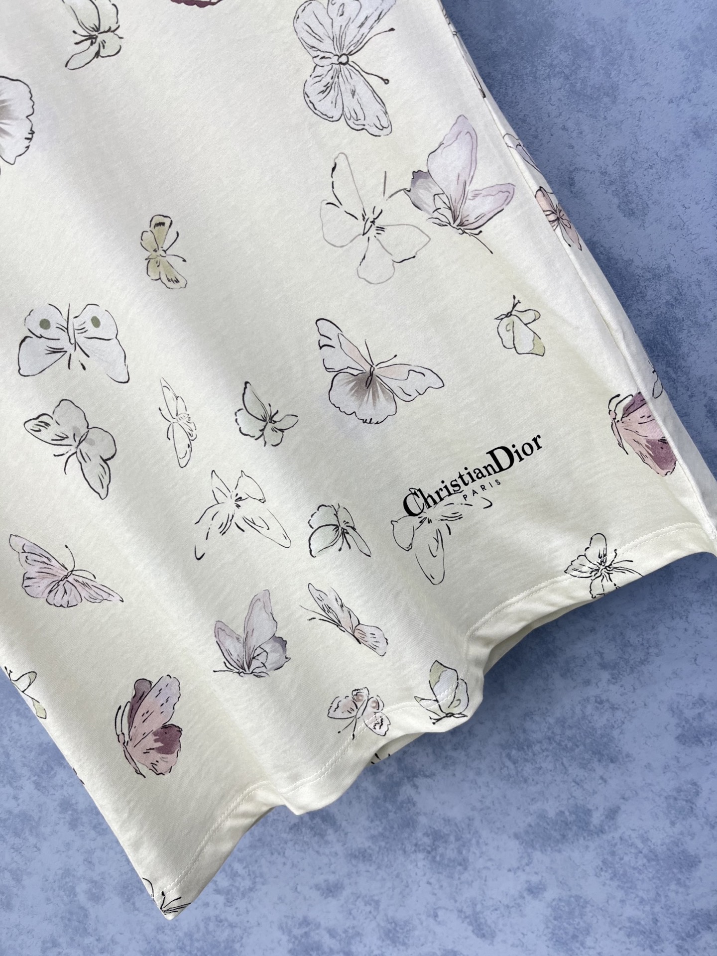 🛒𝐍𝐄𝐖 · 𝟐𝟎𝟐5/爆款现货原单品质 Dio*｜精致满身印花短袖T恤高订面料 亲肤透气舒适标志性字母