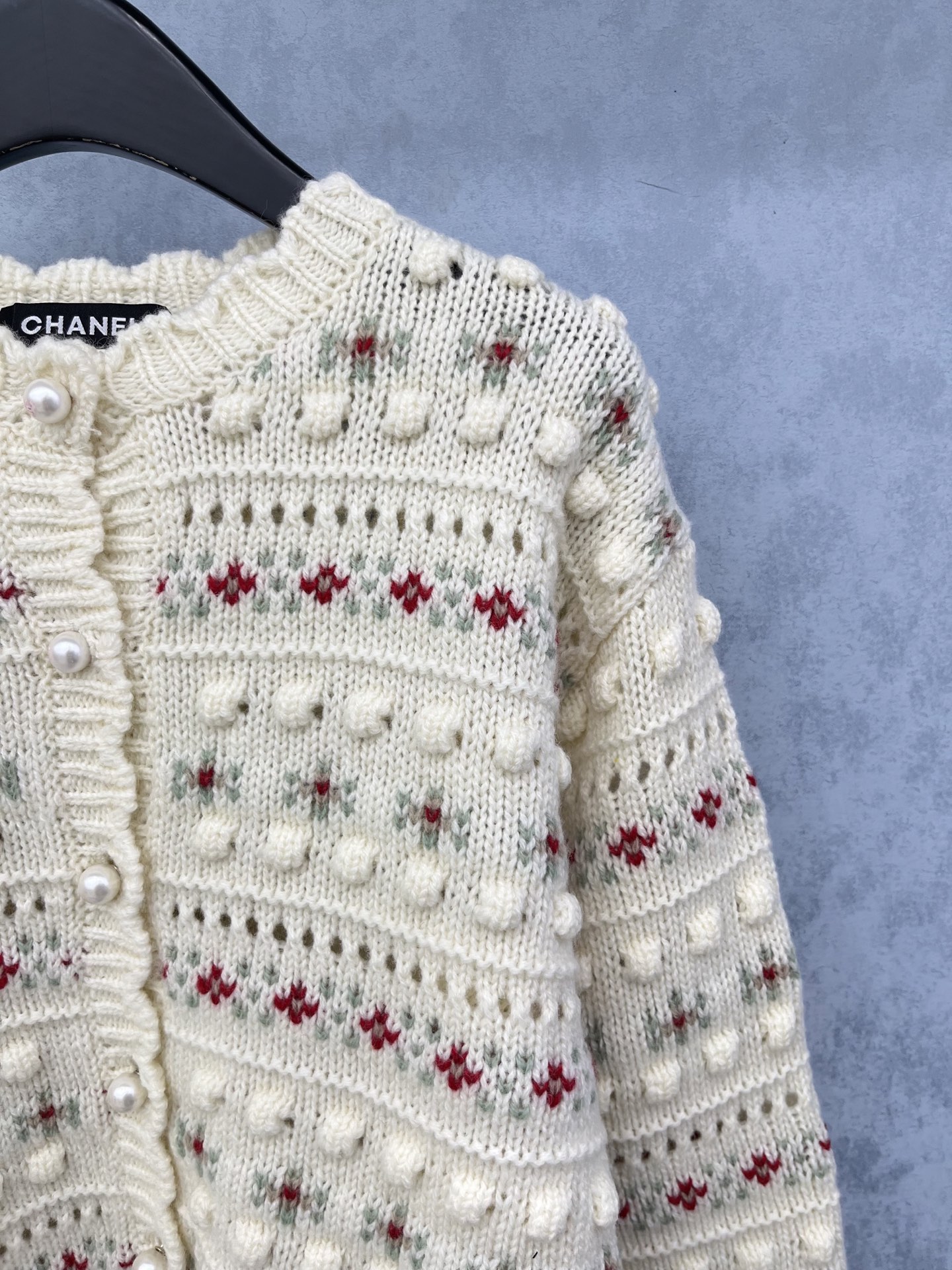 🛒𝐍𝐄𝐖 · 𝟐𝟎𝟐5/爆款现货原单品质 Chan*｜25中古系列重工手工钩花圆领外套独家订制纱线 ，珍