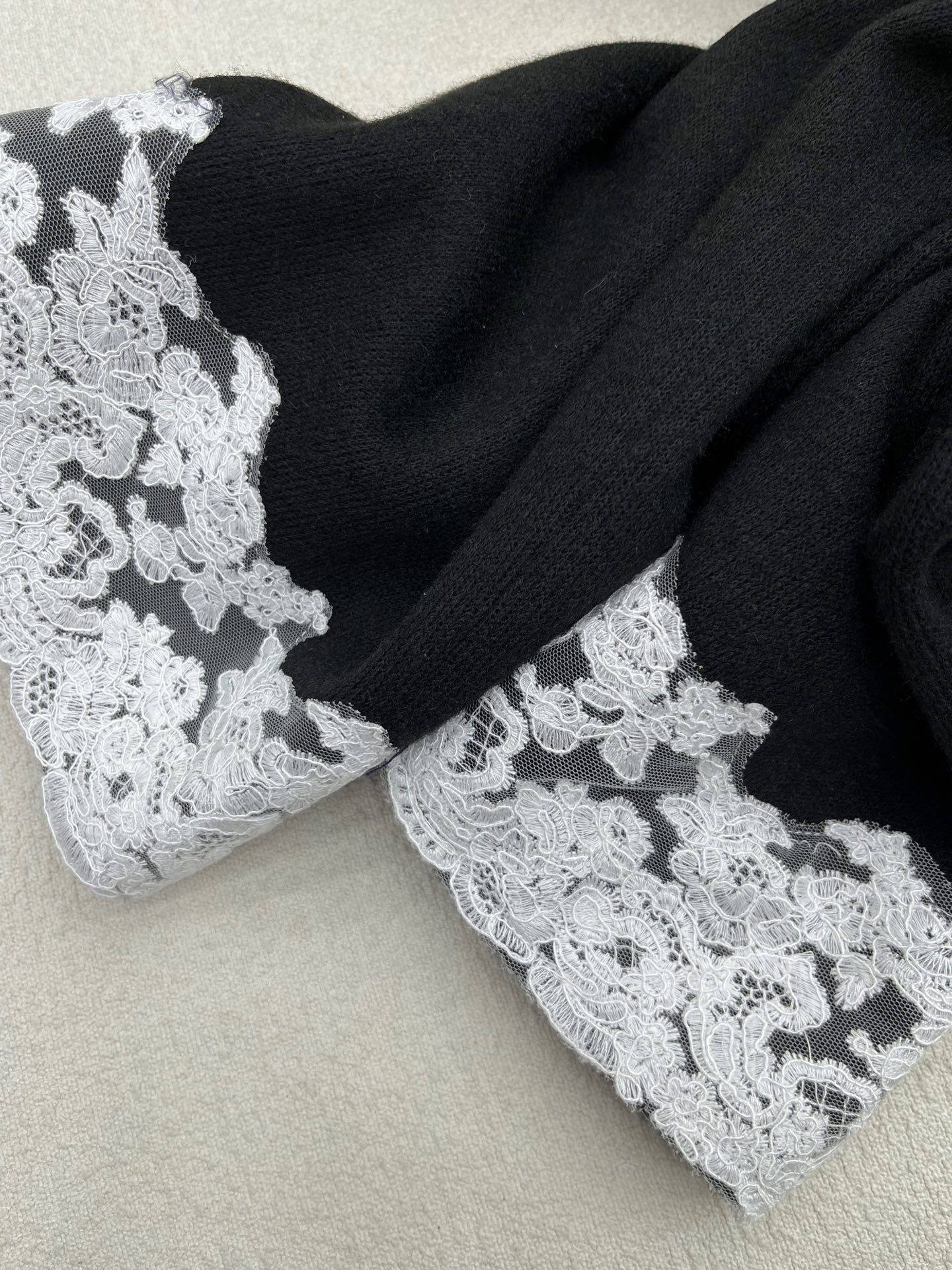 🛒𝐍𝐄𝐖 · 𝟐𝟎𝟐5/爆款现货原单品质 Miu Mi*｜2025新品加厚羊毛休闲裤高品质羊毛🦙 ，软软