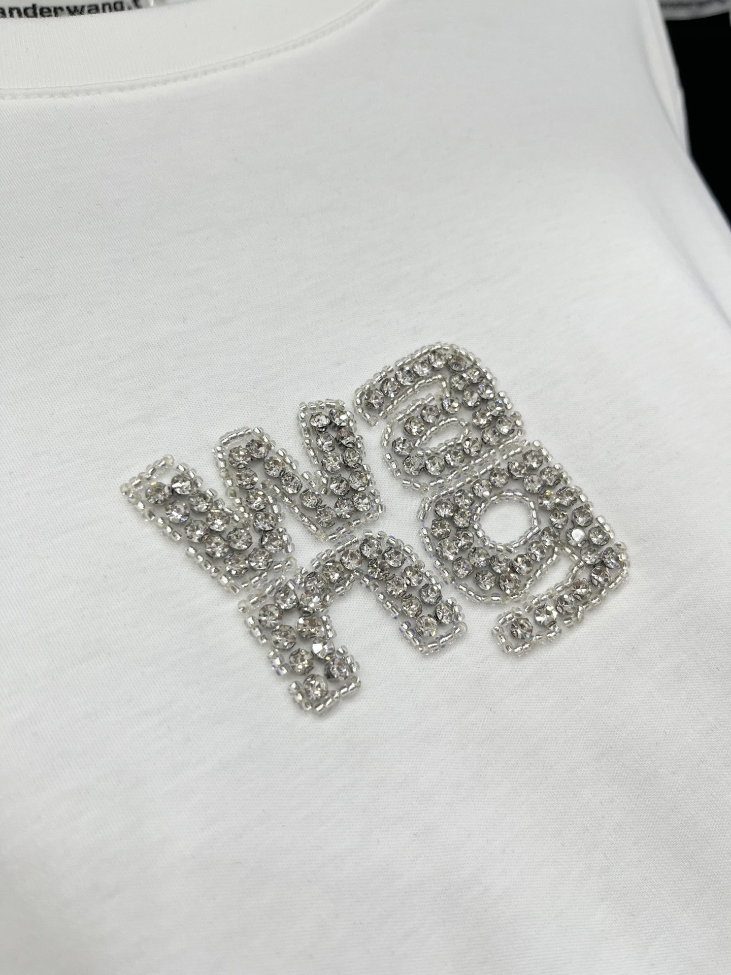 🛒𝐍𝐄𝐖 · 𝟐𝟎𝟐5/爆款现货原单品质 Alex*｜精致订钻长袖T恤高订面料 亲肤透气舒适标志性字母图