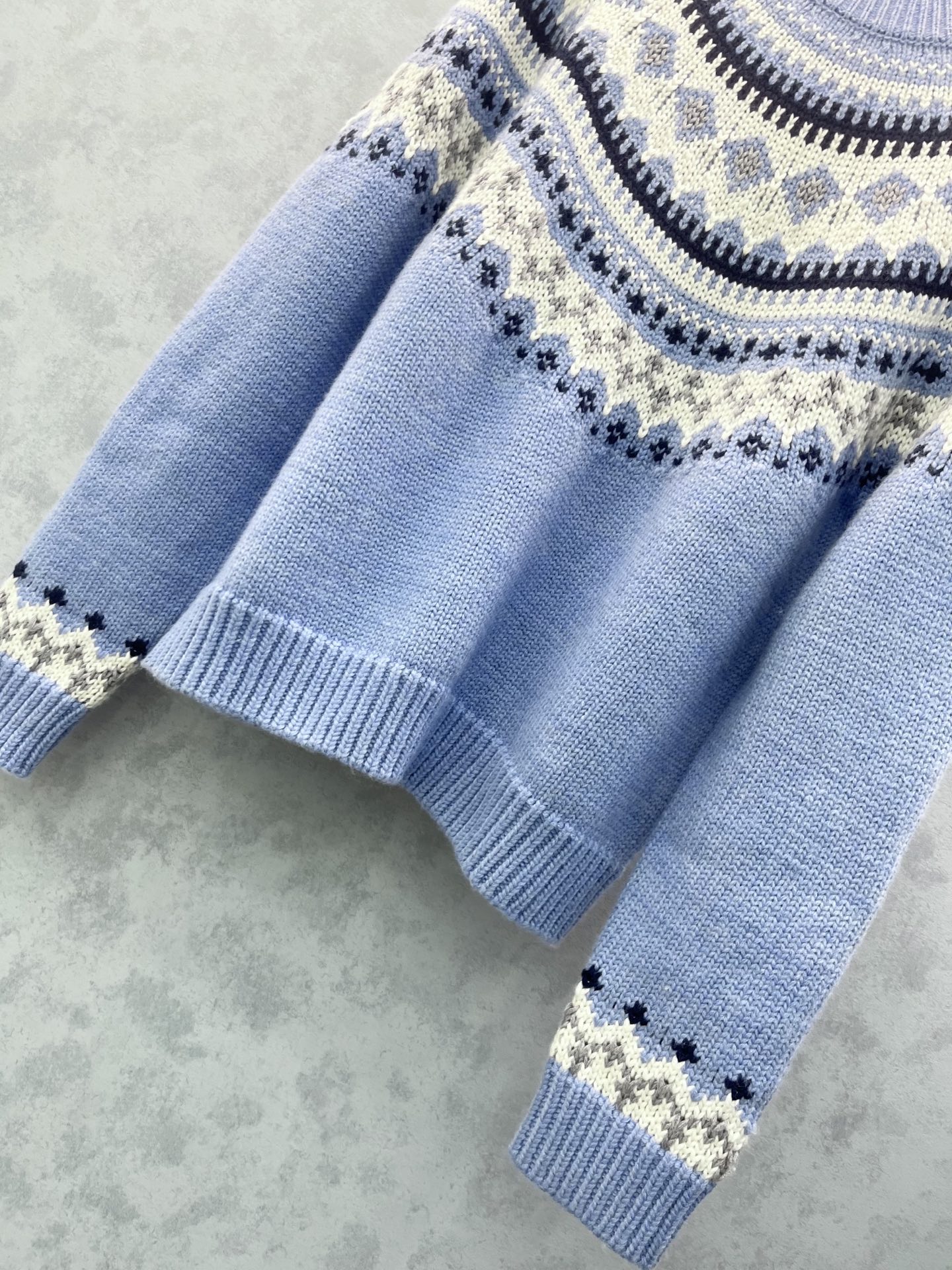 🛒𝐍𝐄𝐖 · 𝟐𝟎𝟐5/爆款现货【原版定制】𝐌𝐢𝐮𝐌𝐢*｜25新款美式羊绒羊毛毛衣 秋意渐浓的氛围感真的