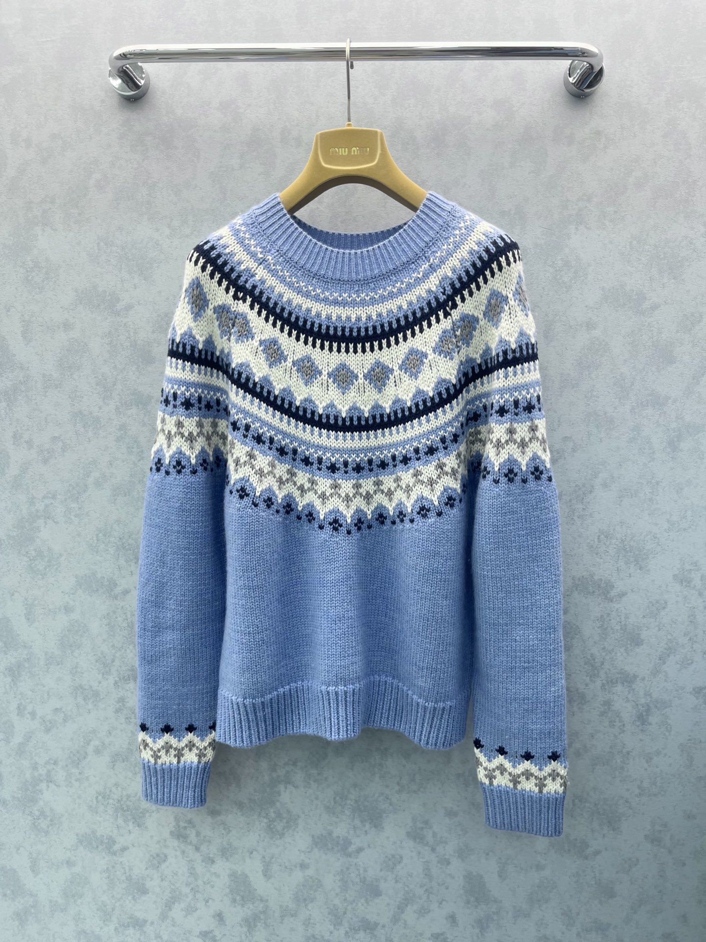 🛒𝐍𝐄𝐖 · 𝟐𝟎𝟐5/爆款现货【原版定制】𝐌𝐢𝐮𝐌𝐢*｜25新款美式羊绒羊毛毛衣 秋意渐浓的氛围感真的