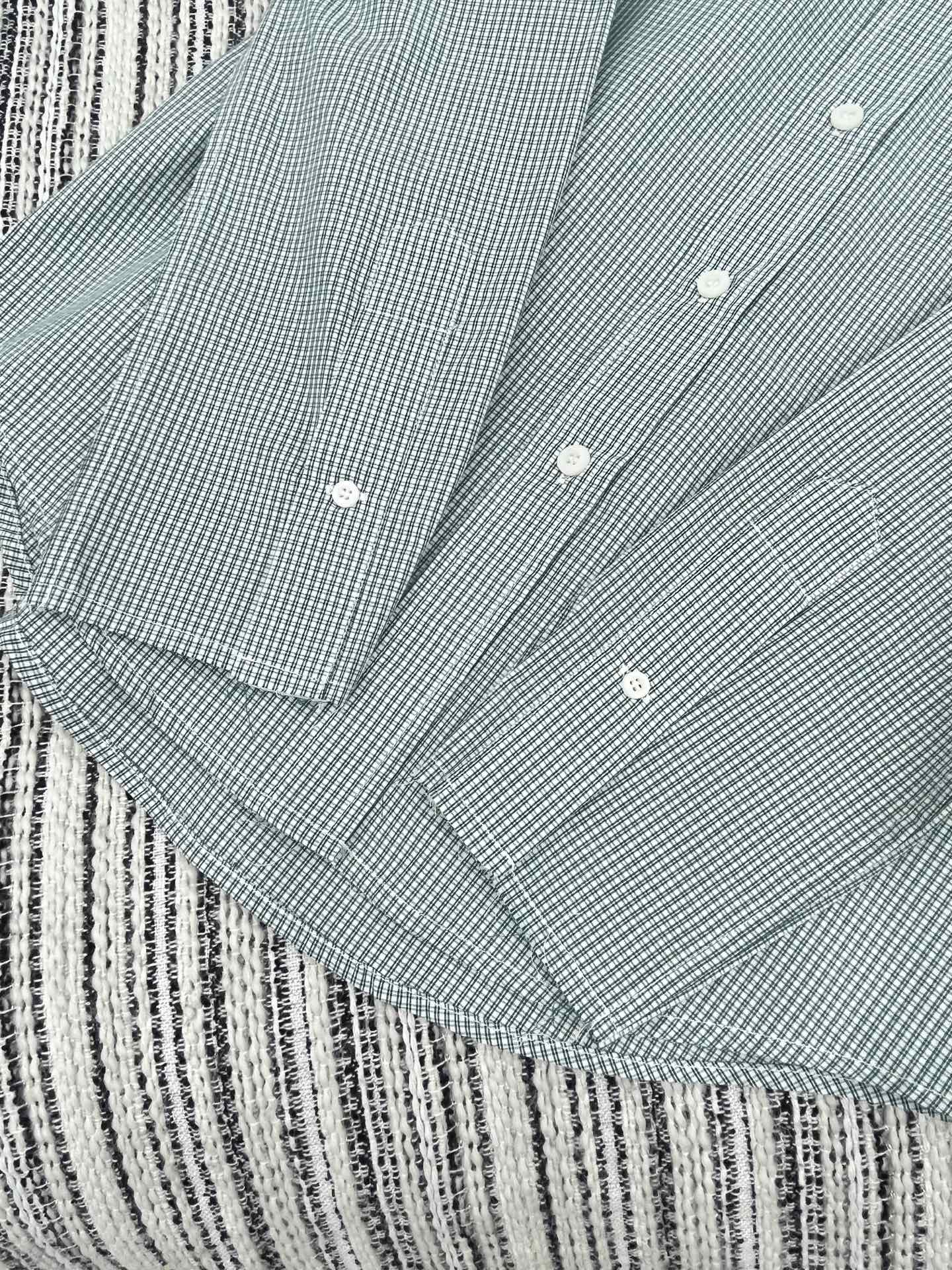 🛒𝐍𝐄𝐖 · 𝟐𝟎𝟐5/爆款现货【原版定制】 Miu Mi *｜2025格纹翻领贴布绣衬衫定制YB材质 