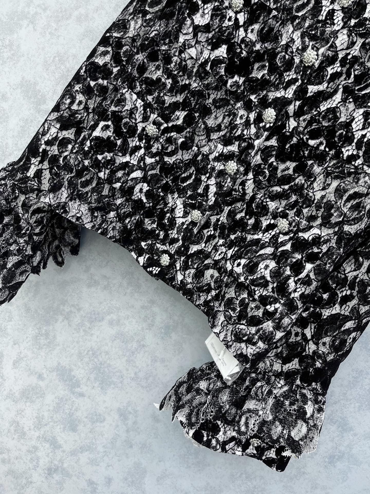 🛒𝐍𝐄𝐖 · 𝟐𝟎𝟐5/爆款【原版定制】Chane*｜ 2025新品蕾丝花边西装外套 系列款定制YB进口