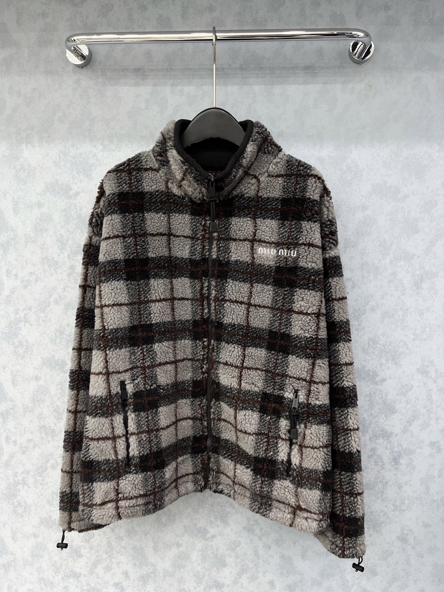 🛒𝐍𝐄𝐖 · 𝟐𝟎𝟐5/爆款现货【原版定制】 Miu Mi *｜2025新品摇粒绒拉链外套 系列款对比🆚