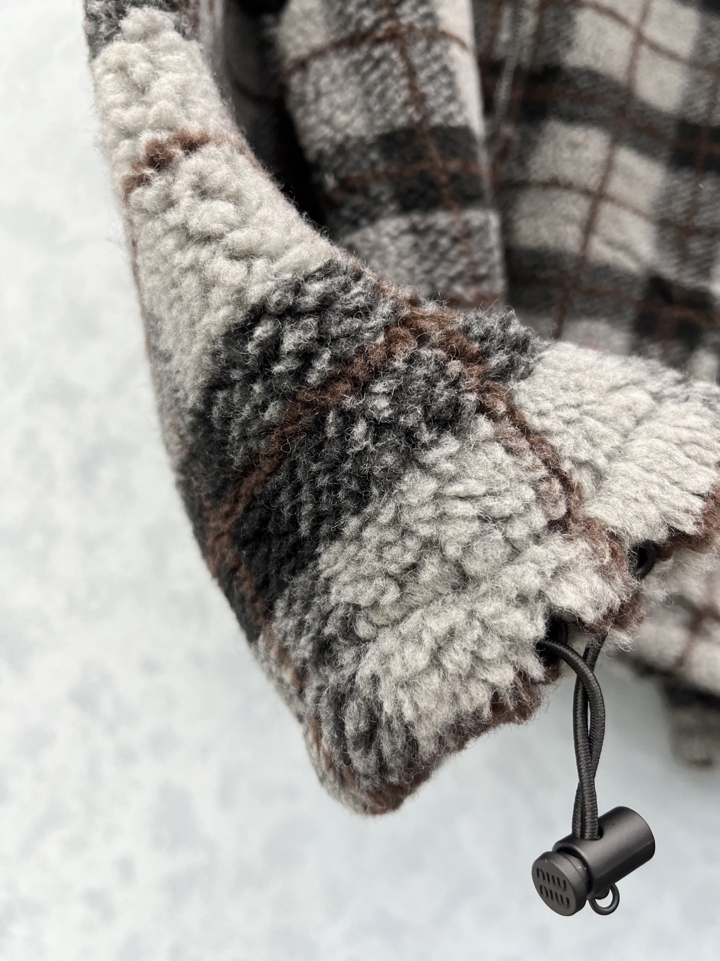 🛒𝐍𝐄𝐖 · 𝟐𝟎𝟐5/爆款现货【原版定制】 Miu Mi *｜2025新品摇粒绒拉链外套 系列款对比🆚