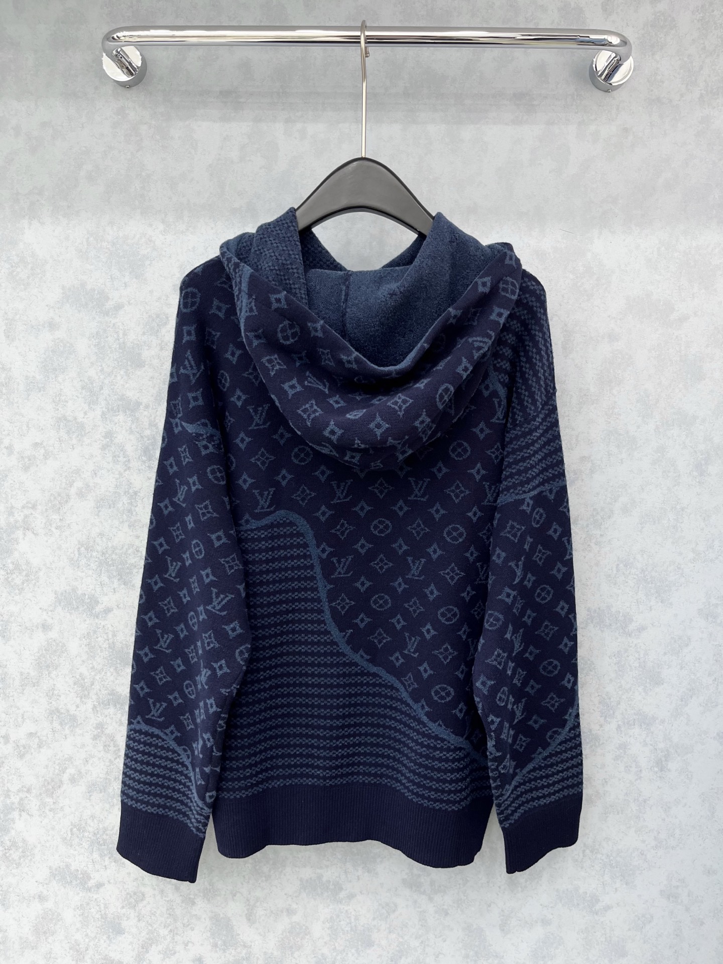 🛒𝐍𝐄𝐖 · 𝟐𝟎𝟐5/爆款现货【原版定制】LV ｜2025带帽老花提花绒面卫衣 男女同款定制YB材质 