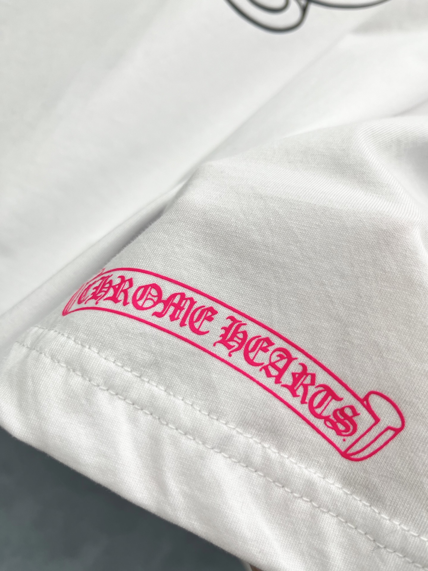 🛒𝐍𝐄𝐖 · 𝟐𝟎𝟐5/爆款现货原单品质 克罗星｜25新品印花短袖T恤宽松大版型 上身慵懒随性定制最新工