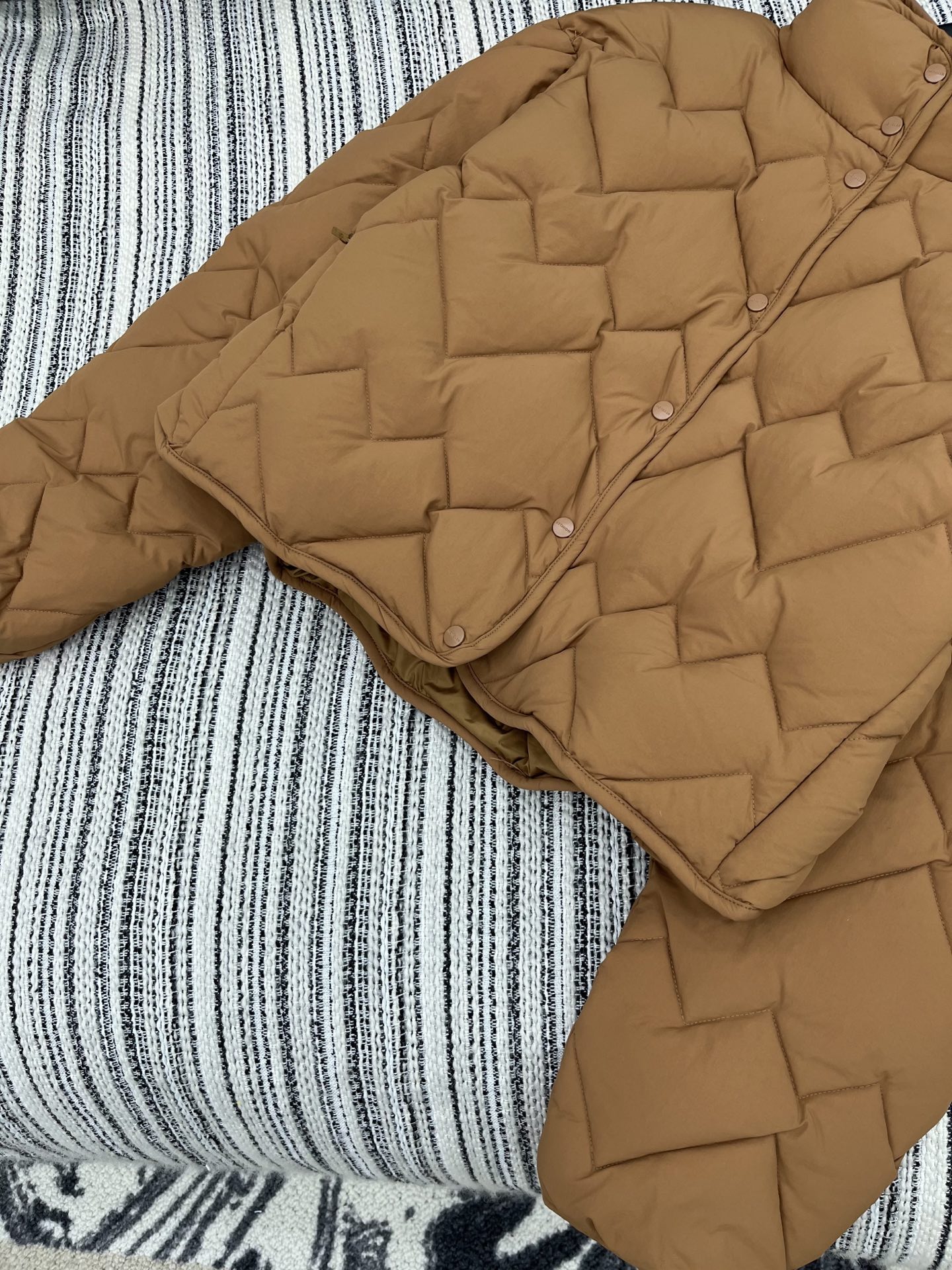 🛒𝐍𝐄𝐖 · 𝟐𝟎𝟐5/爆款现货【原版定制】Moncle*｜2025新品立领羽绒服外套定制YB进口材质，