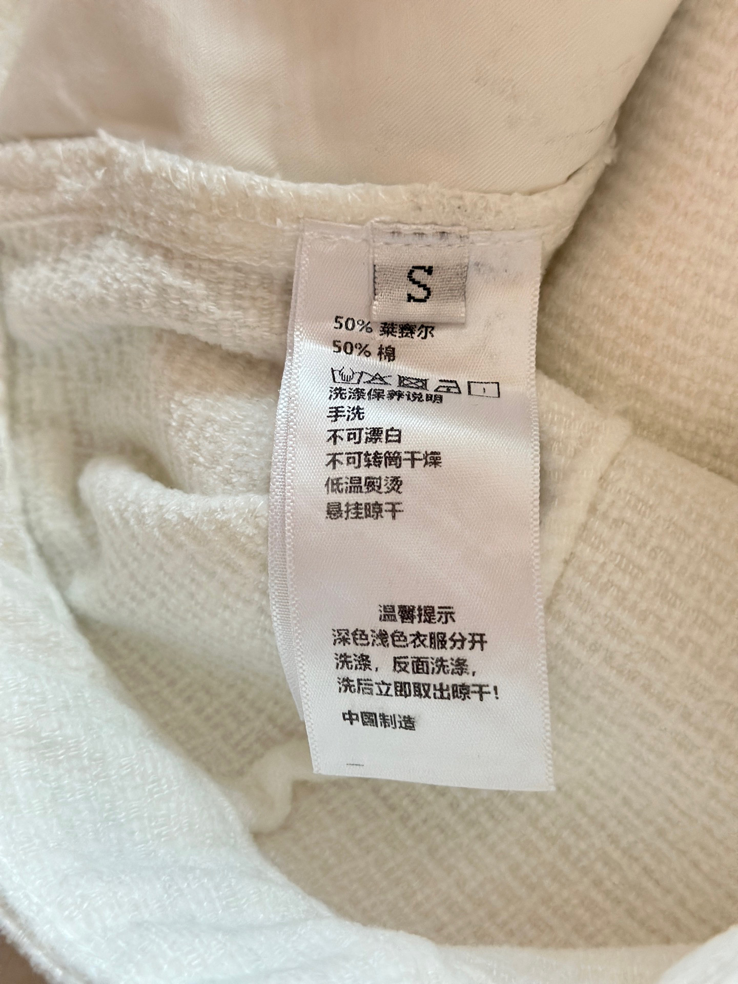 🛒𝐍𝐄𝐖 · 𝟐𝟎𝟐5/爆款现货设计师原创｜2025金色盘扣牛仔裤【配腰带】定制YB斜纹棉牛仔材质 工艺