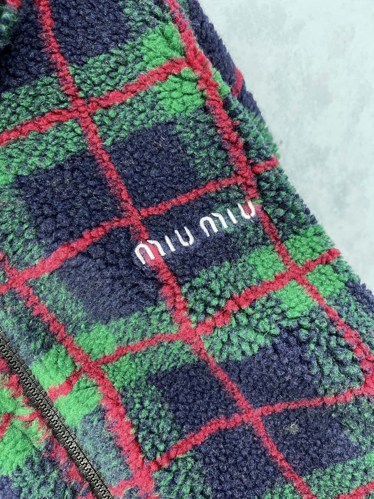 🛒𝐍𝐄𝐖 · 𝟐𝟎𝟐5/爆款现货【原版定制】 Miu Mi *｜2025新品摇粒绒拉链外套 系列款对比🆚