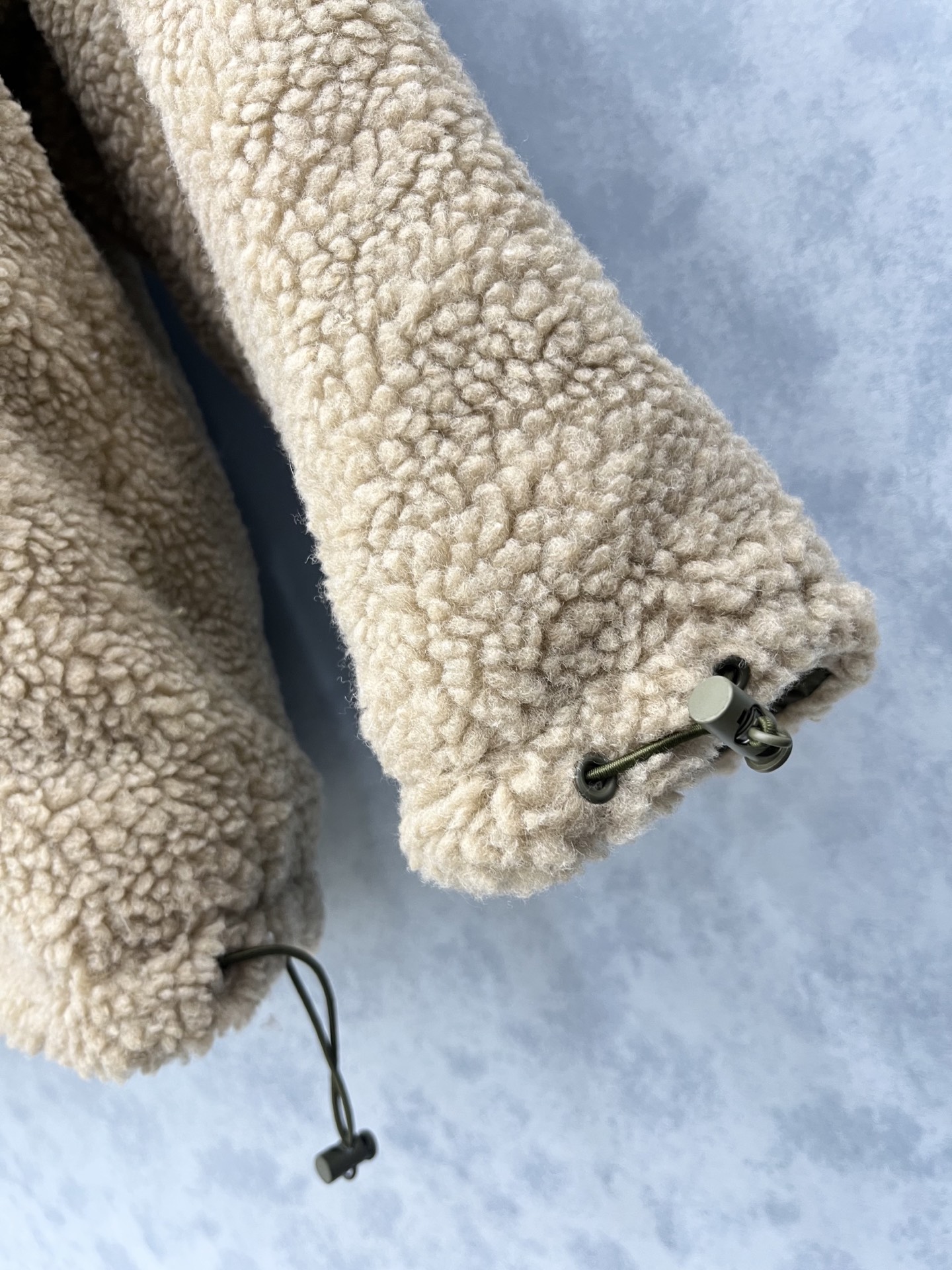 🛒𝐍𝐄𝐖 · 𝟐𝟎𝟐5/爆款现货【原版定制】 Miu Mi *｜2025新品摇粒绒夹棉拉链外套 系列款对