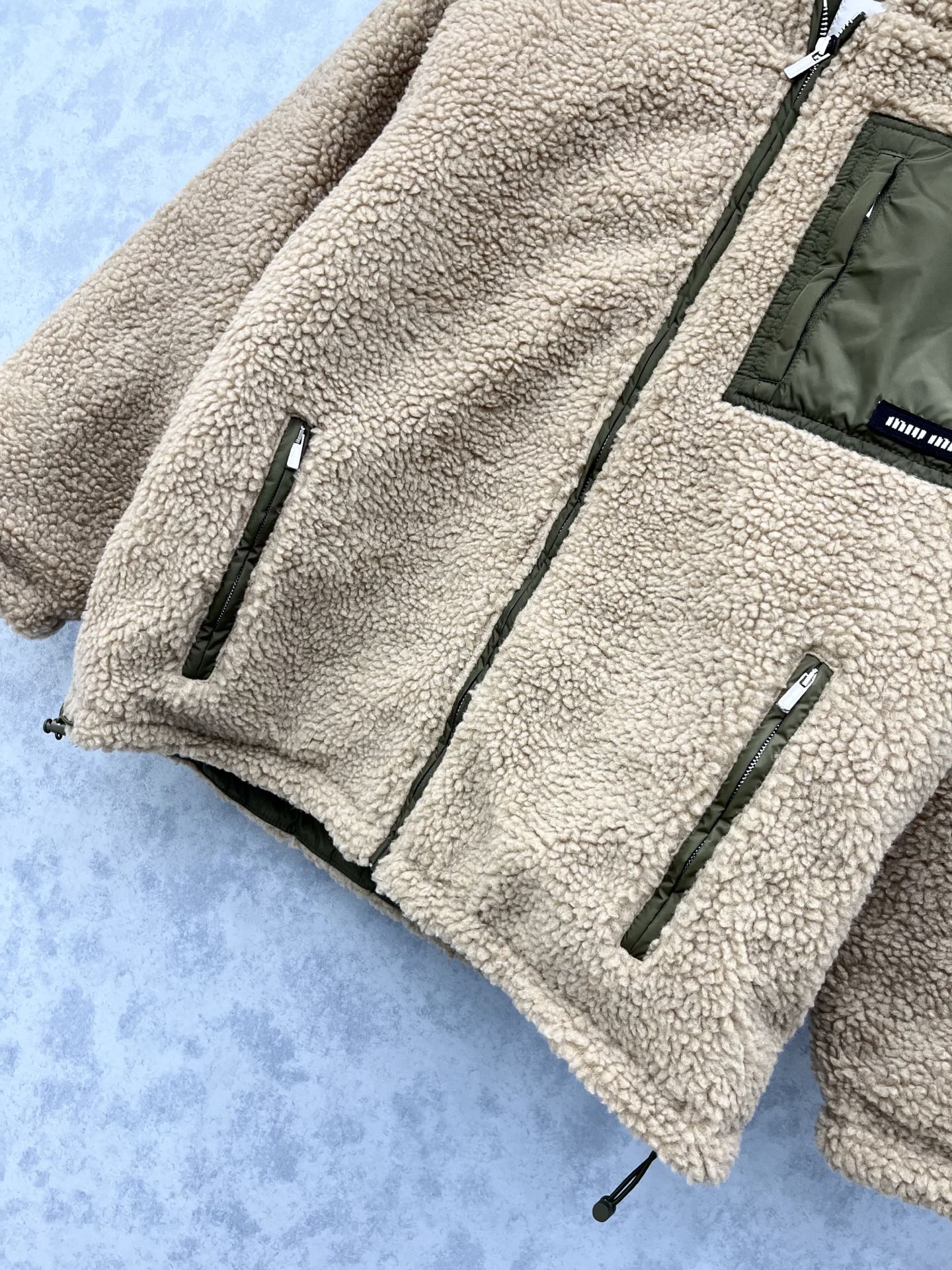 🛒𝐍𝐄𝐖 · 𝟐𝟎𝟐5/爆款现货【原版定制】 Miu Mi *｜2025新品摇粒绒夹棉拉链外套 系列款对