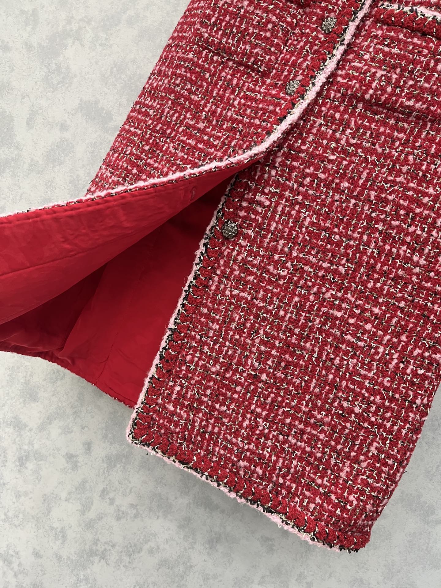 🛒𝐍𝐄𝐖 · 𝟐𝟎𝟐5/爆款原单品质 Chane* ｜2025新品手工坊系列粗花呢半裙定制YB进口材质 