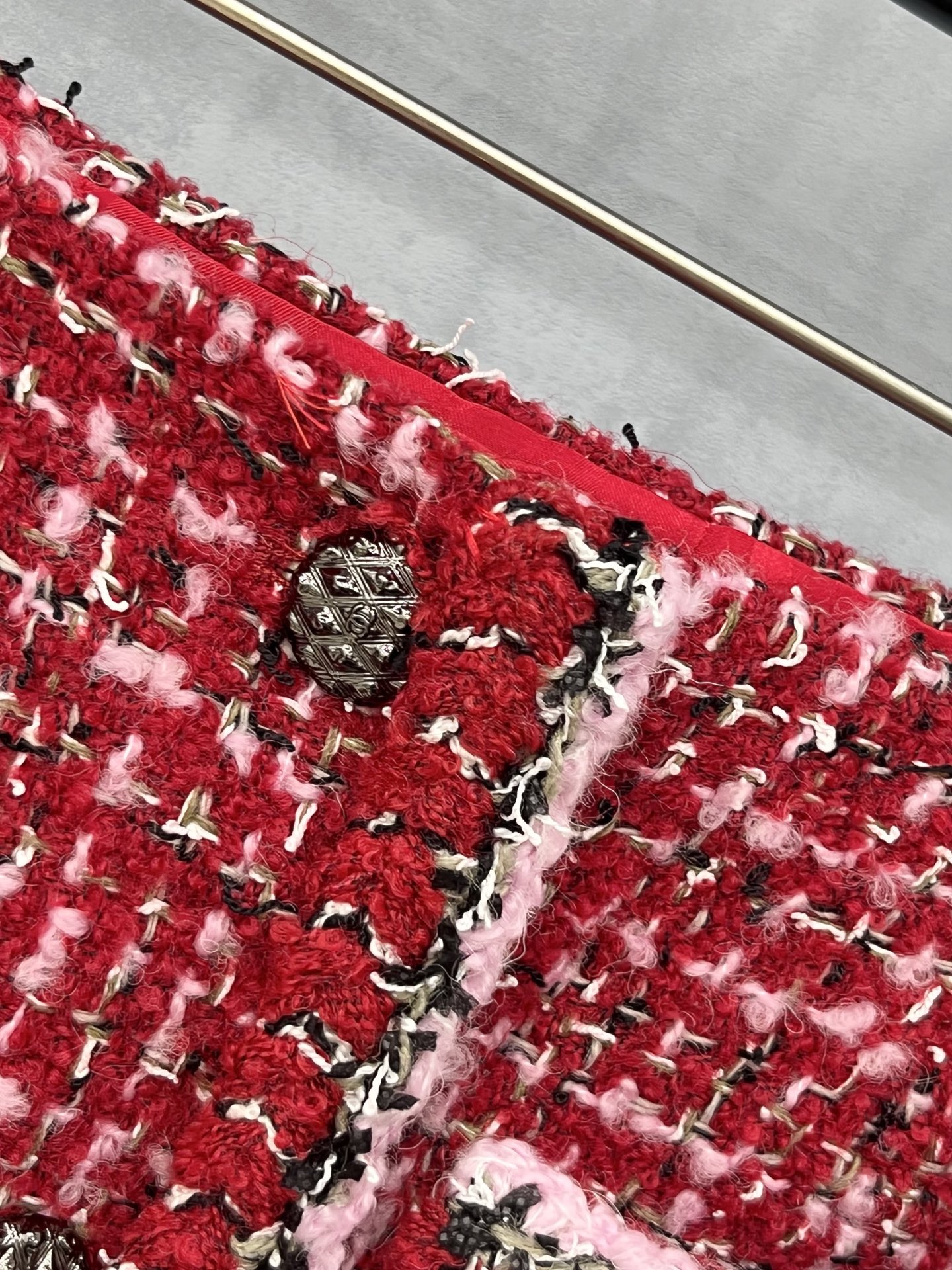 🛒𝐍𝐄𝐖 · 𝟐𝟎𝟐5/爆款原单品质 Chane* ｜2025新品手工坊系列粗花呢半裙定制YB进口材质 