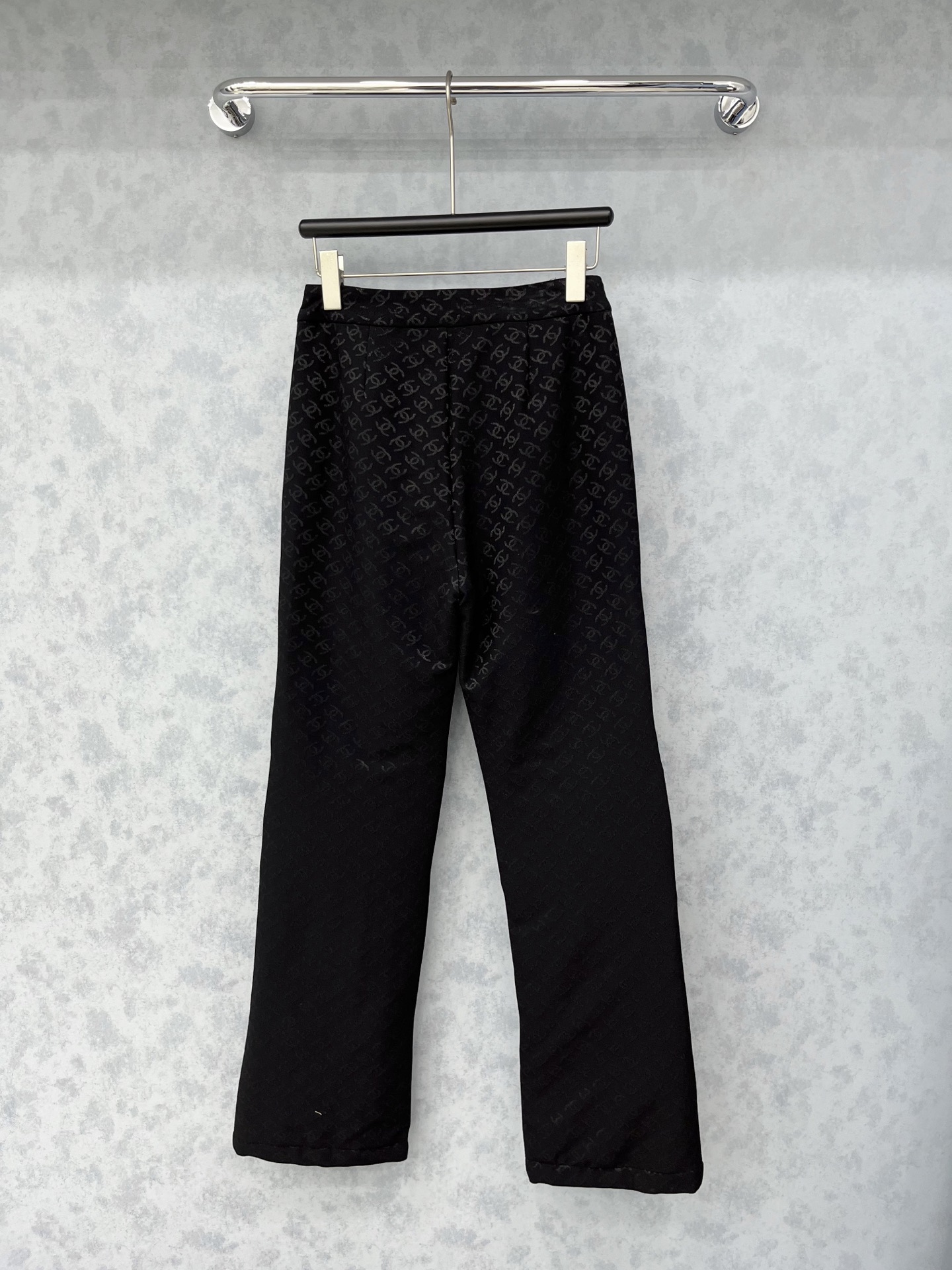 🛒𝐍𝐄𝐖 · 𝟐𝟎𝟐5/爆款现货原单品质 Chan*｜25秋冬新品滑雪🎿系列羽绒裤 系列款提花字母装饰设