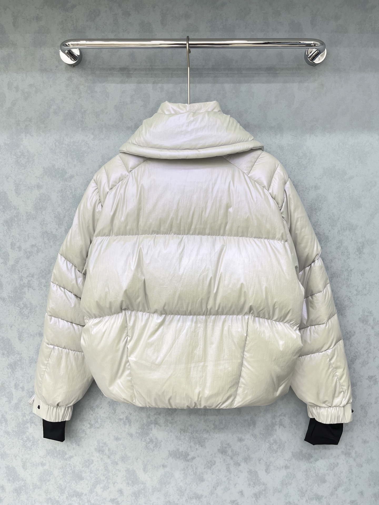 🛒𝐍𝐄𝐖 · 𝟐𝟎𝟐5/爆款现货原单品质 Mon*｜25秋冬新品代购爆款本季最好看的一款羽绒服外套哑光面