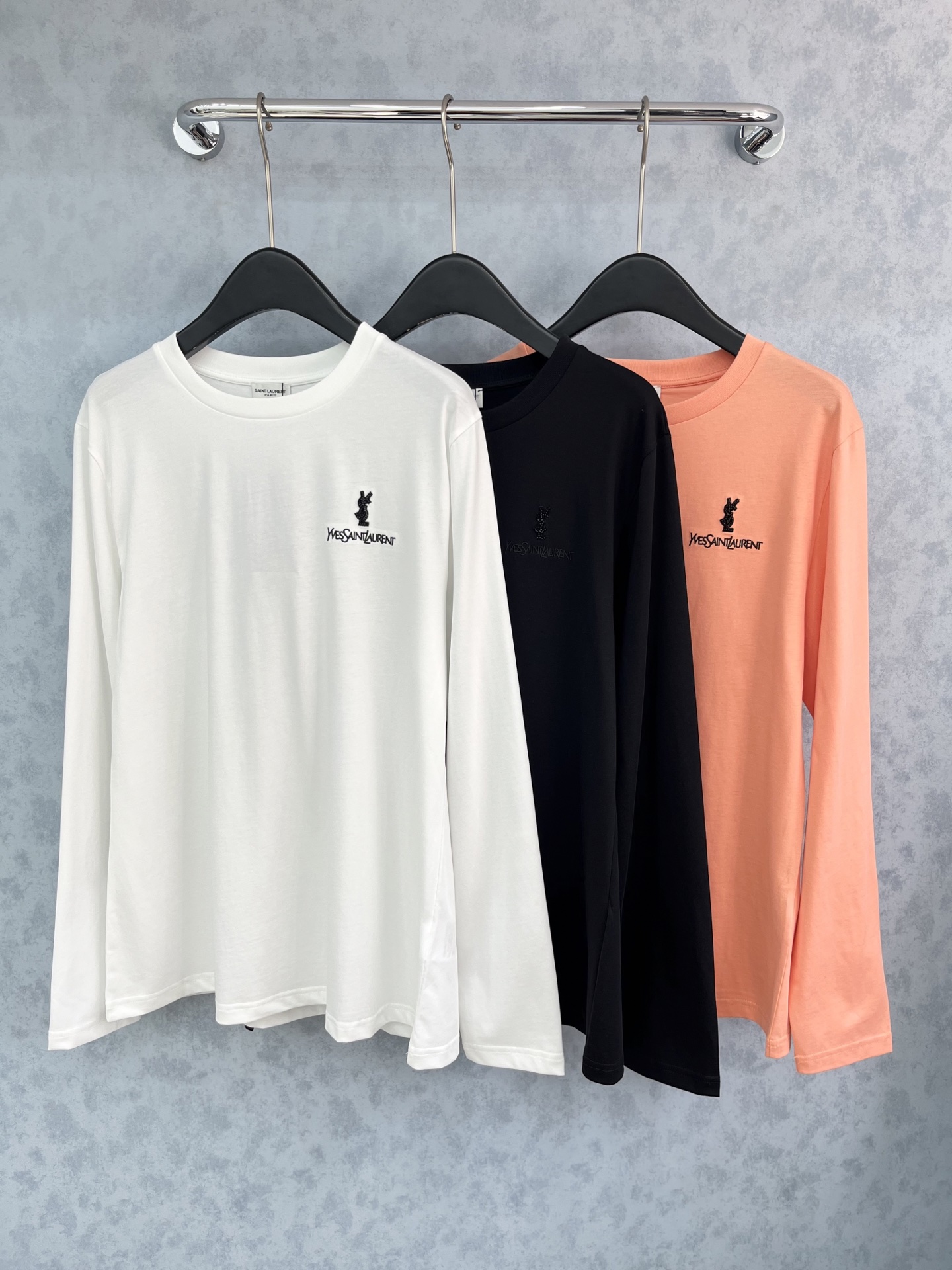 🛒𝐍𝐄𝐖 · 𝟐𝟎𝟐5/爆款现货原单品质 Ysl*｜精致订钻长袖T恤高订面料 亲肤透气舒适标志性字母图案