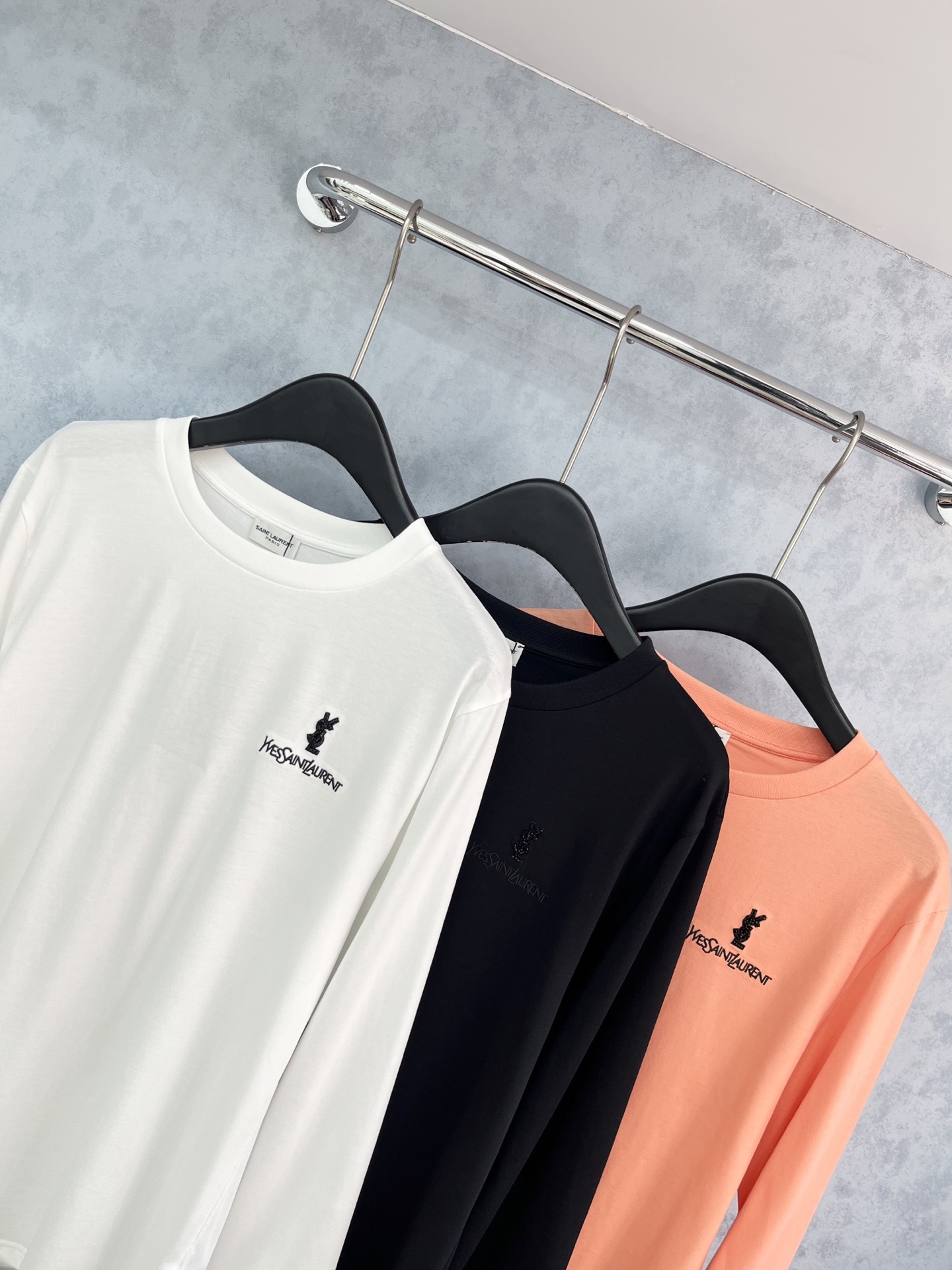 🛒𝐍𝐄𝐖 · 𝟐𝟎𝟐5/爆款现货原单品质 Ysl*｜精致订钻长袖T恤高订面料 亲肤透气舒适标志性字母图案