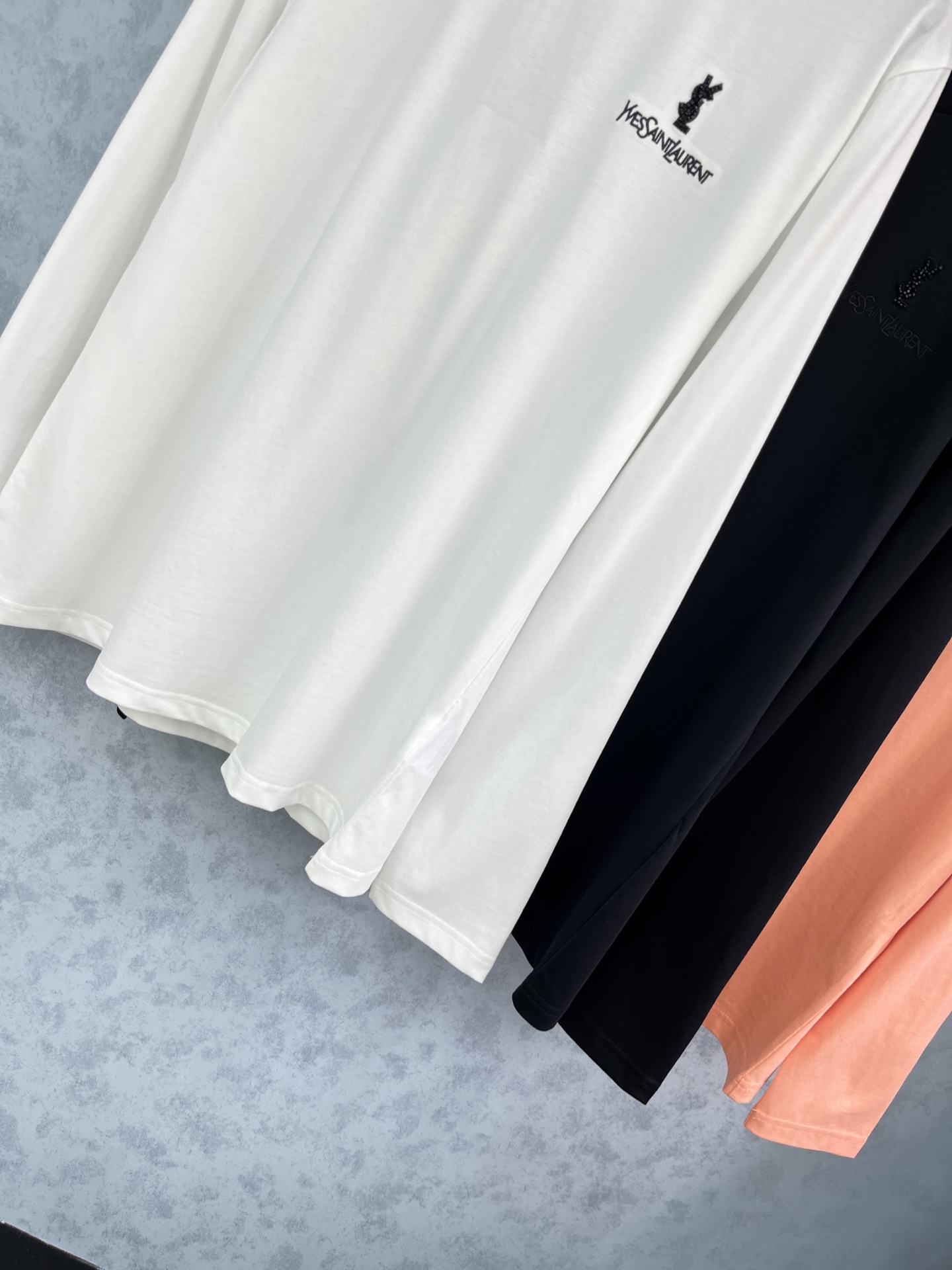 🛒𝐍𝐄𝐖 · 𝟐𝟎𝟐5/爆款现货原单品质 Ysl*｜精致订钻长袖T恤高订面料 亲肤透气舒适标志性字母图案