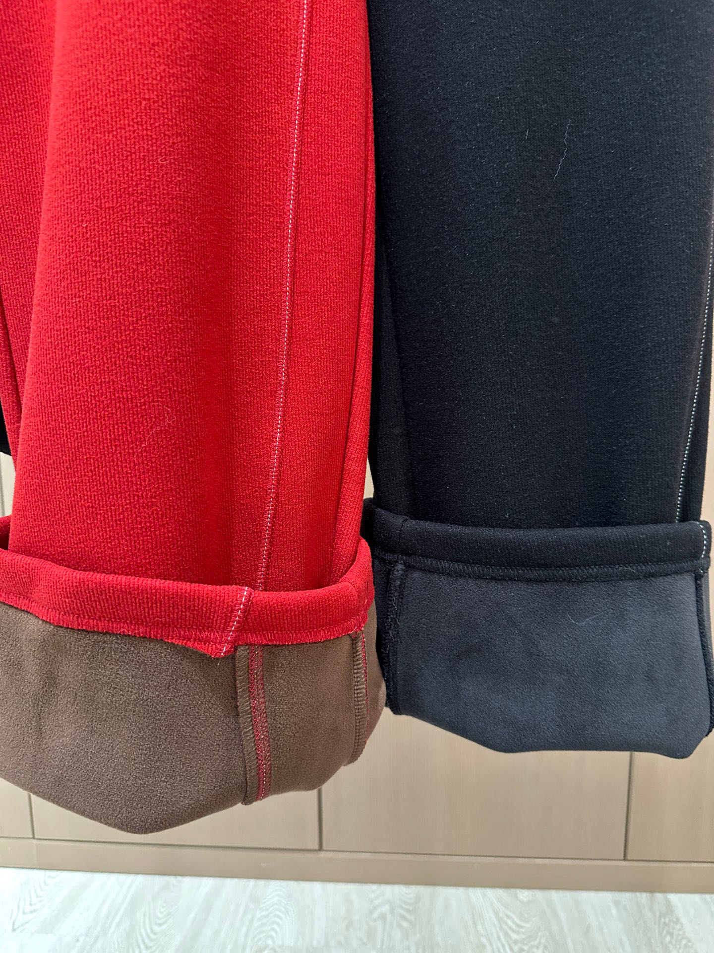 🛒𝐍𝐄𝐖 · 𝟐𝟎𝟐5/爆款现货原单品质 设计师｜女神同款抽绳休闲裤圣诞🎄新年爆款 这款裤子选用优质面料