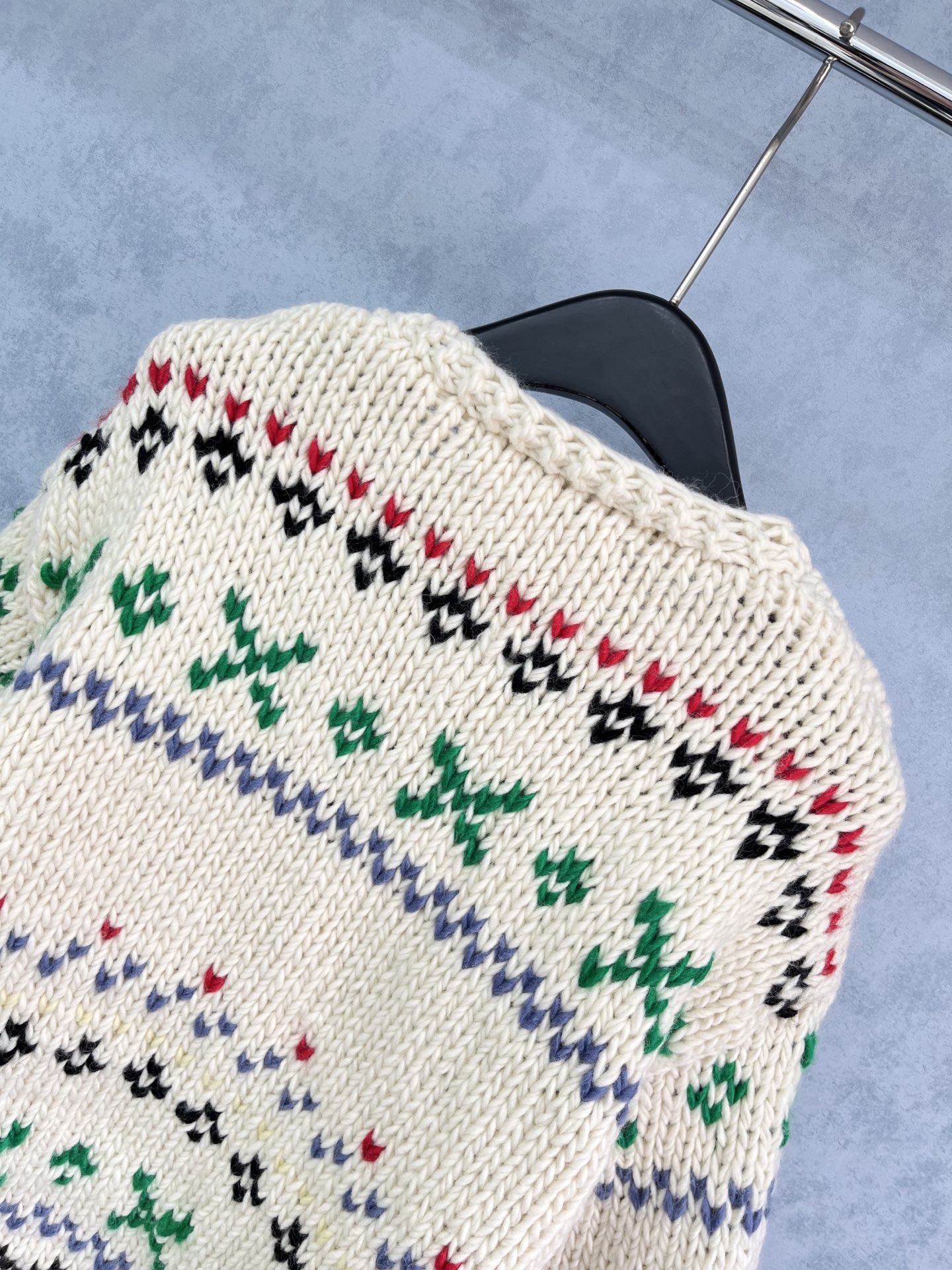 🛒𝐍𝐄𝐖 · 𝟐𝟎𝟐5/爆款现货原单品质 Chan*｜25中古系列粗花混色V领外套独家订制纱线 ，订制美