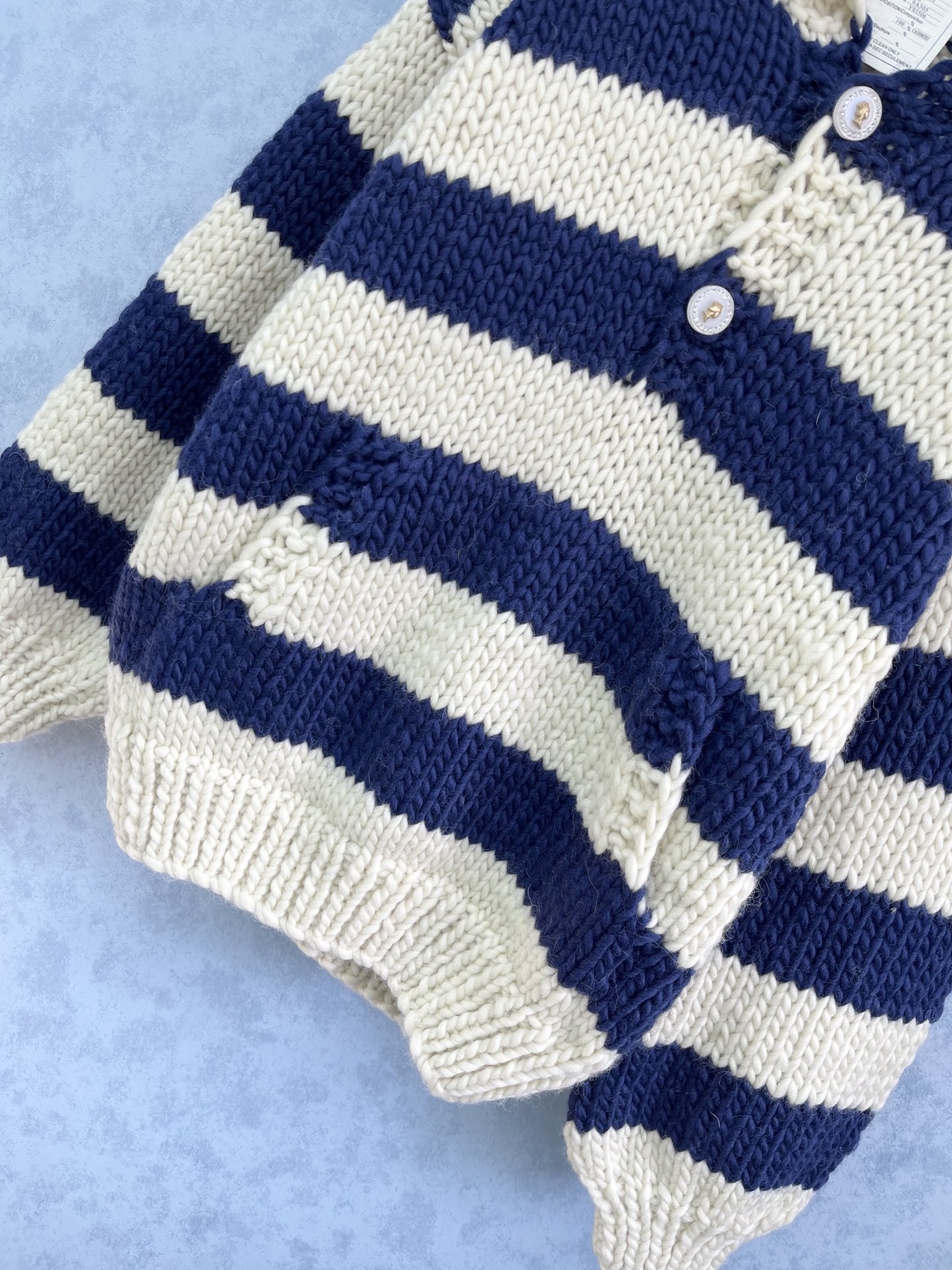 🛒𝐍𝐄𝐖 · 𝟐𝟎𝟐5/爆款现货原单品质 Chan*｜25中古系列粗花混色条纹粗针翻领外套独家订制纱线 