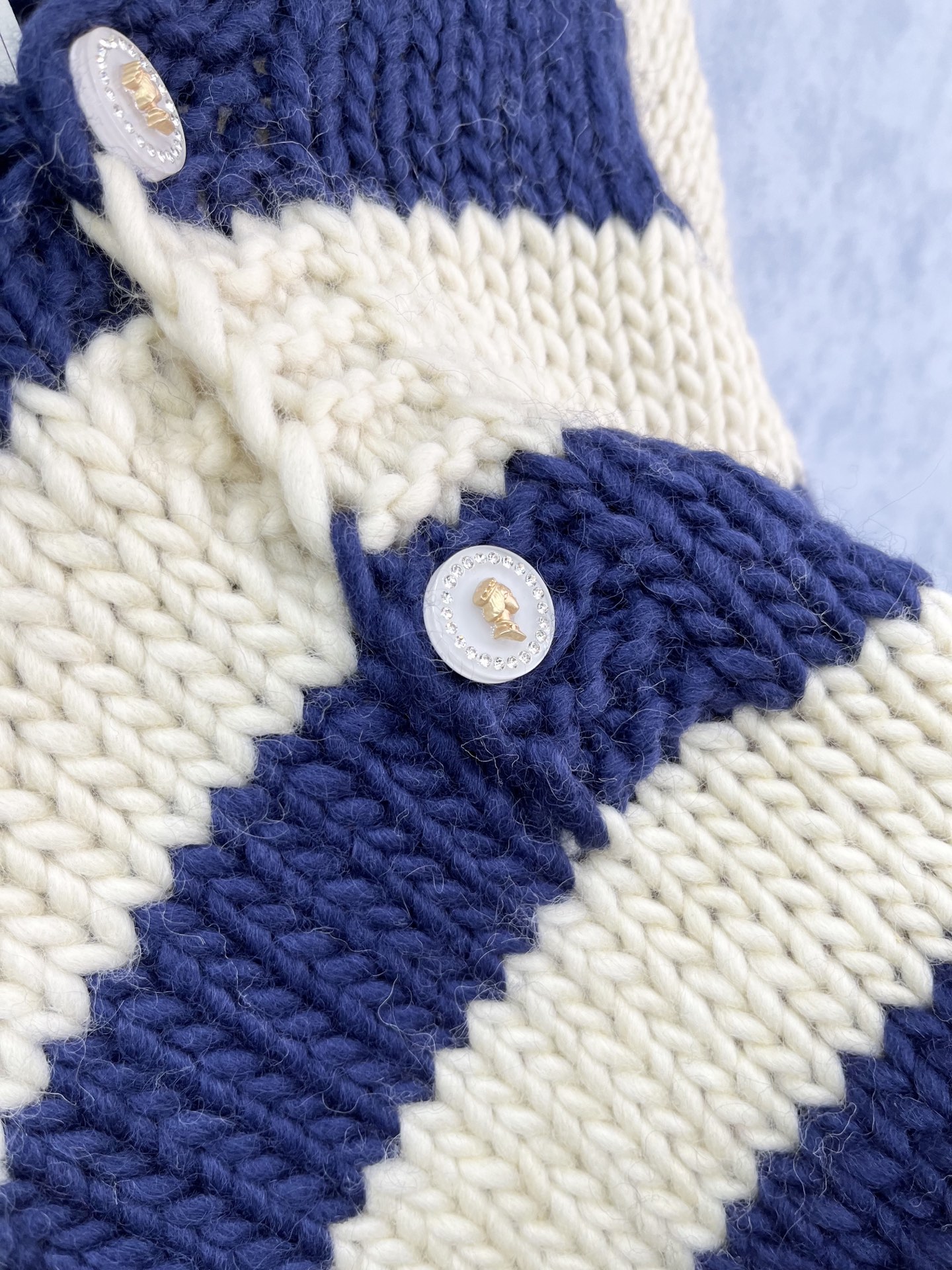 🛒𝐍𝐄𝐖 · 𝟐𝟎𝟐5/爆款现货原单品质 Chan*｜25中古系列粗花混色条纹粗针翻领外套独家订制纱线 