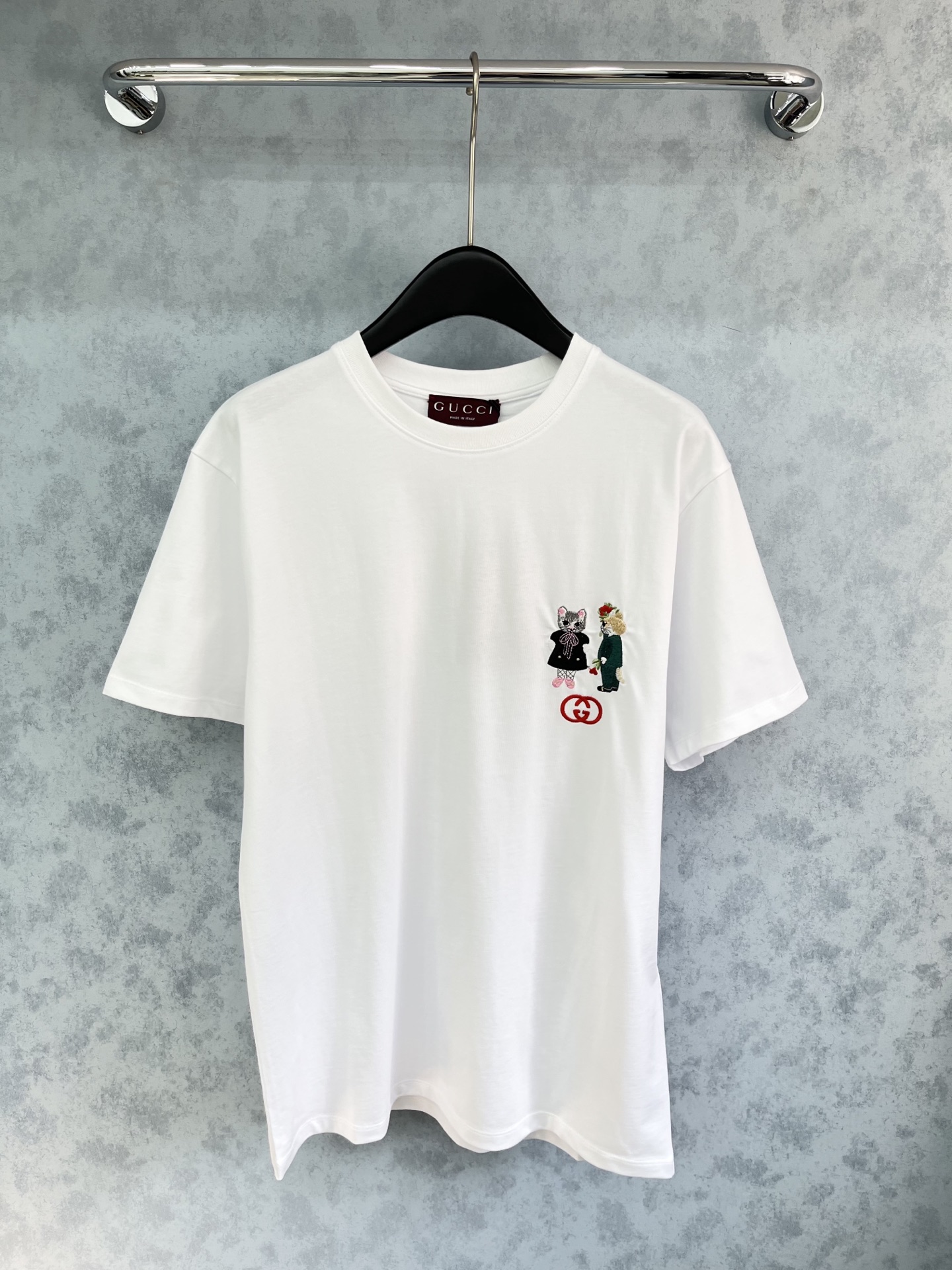 🛒𝐍𝐄𝐖 · 𝟐𝟎𝟐5/爆款现货原单品质 Guc*｜25新品刺绣短袖T恤宽松版型上身巨显瘦！定制最新工艺