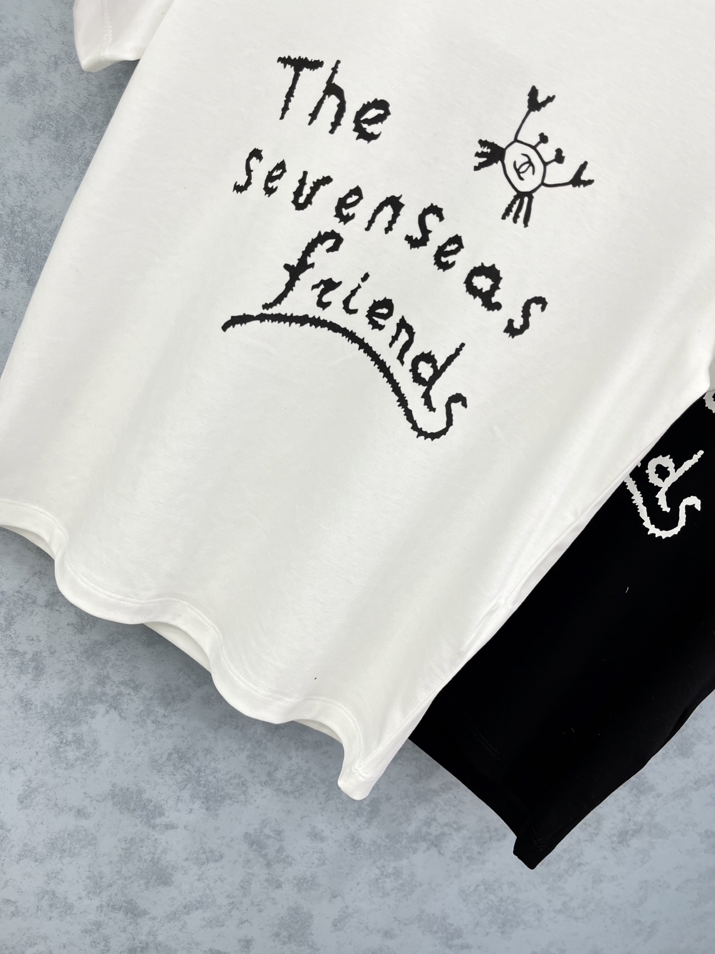 🛒𝐍𝐄𝐖 · 𝟐𝟎𝟐5/爆款现货原单品质 Cha*｜精致印花短袖T恤高订面料 亲肤透气舒适标志性字母图案