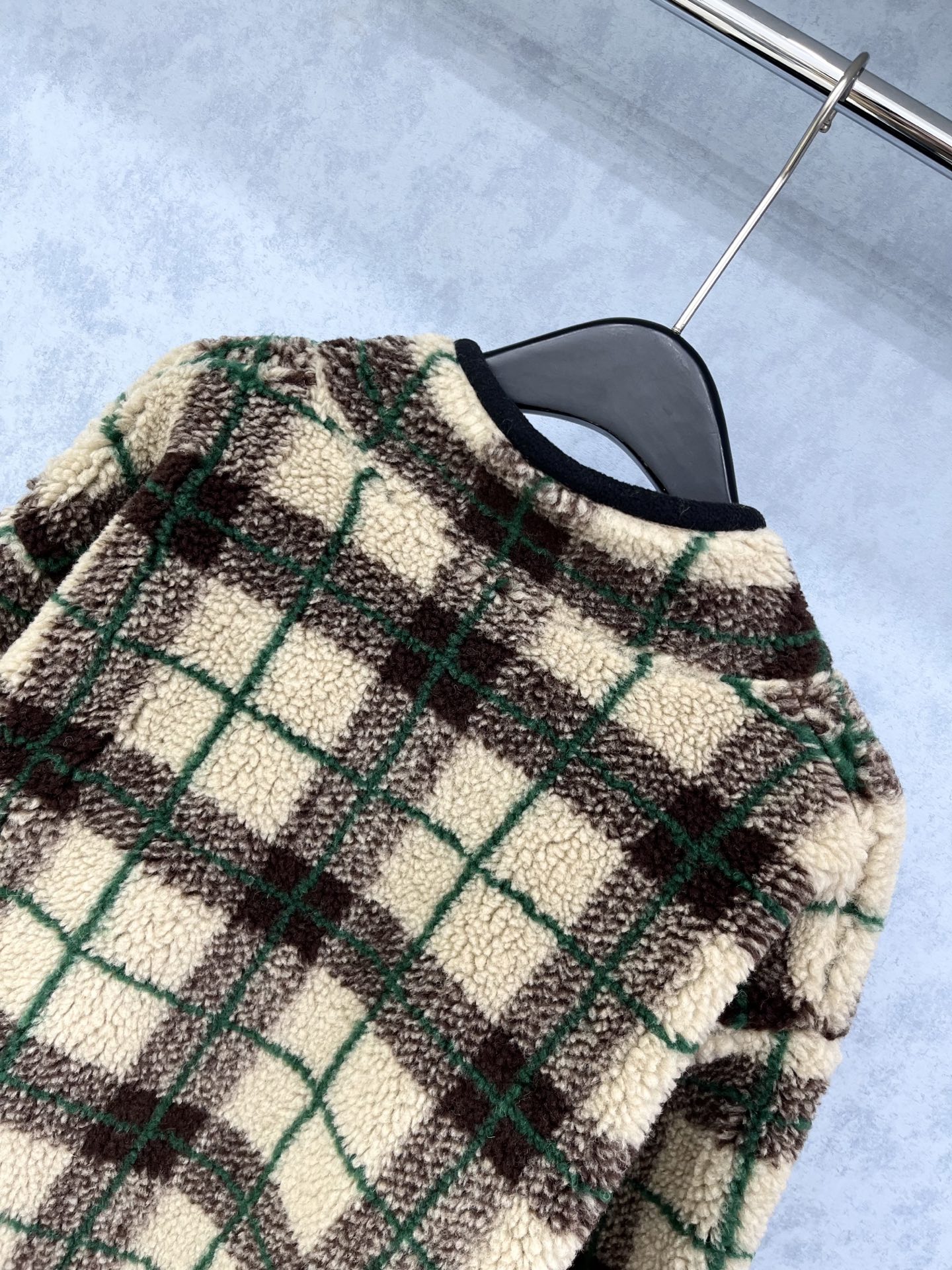 🛒𝐍𝐄𝐖 · 𝟐𝟎𝟐5/爆款现货【原版定制】 Miu Mi *｜2025新品摇粒绒拉链外套 系列款对比🆚