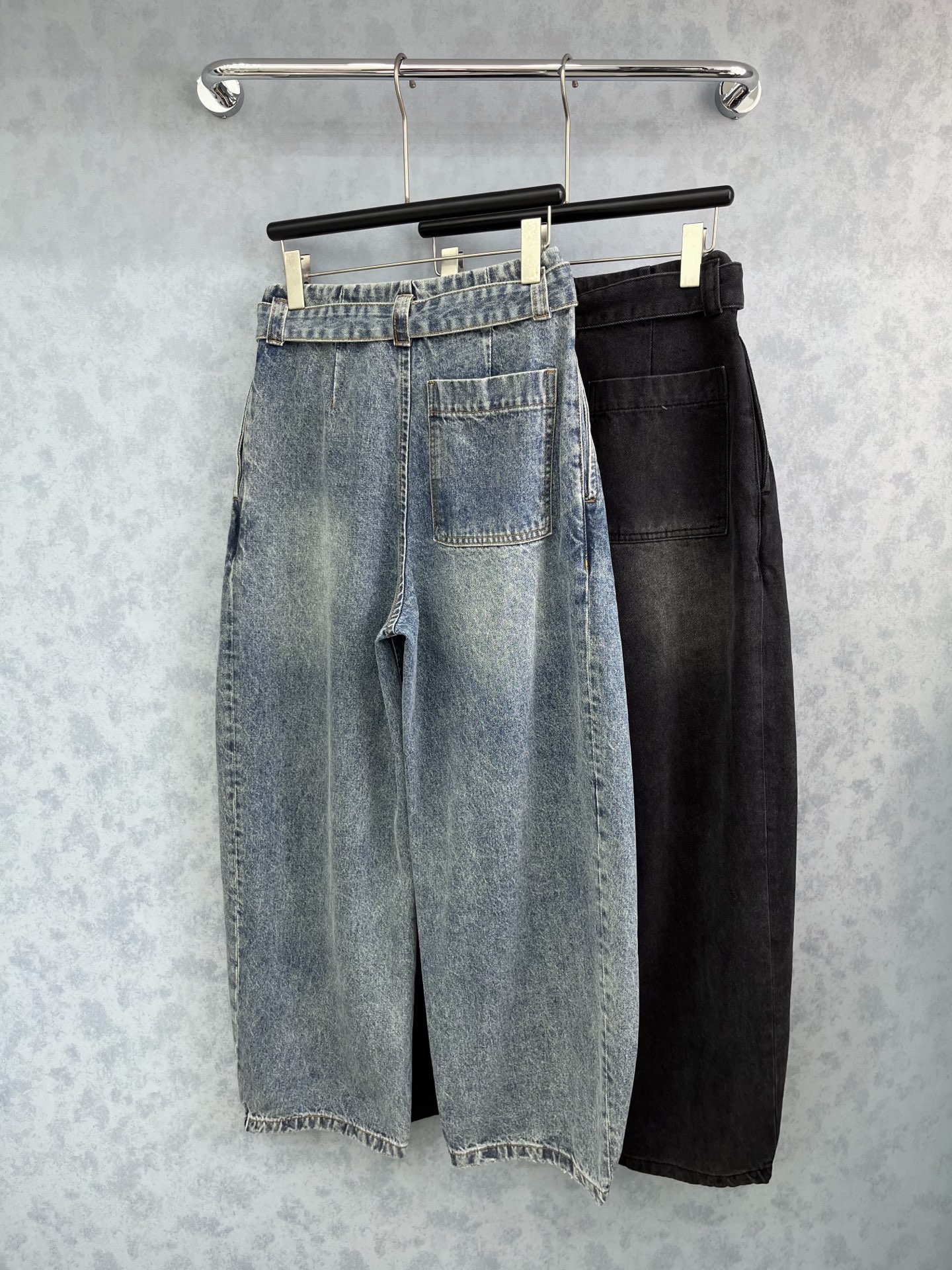 🛒𝐍𝐄𝐖 · 𝟐𝟎𝟐5/爆款现货【原版订制】 Loe*｜25皮牌渐变色灯笼牛仔裤 工艺款 高端设计 进口