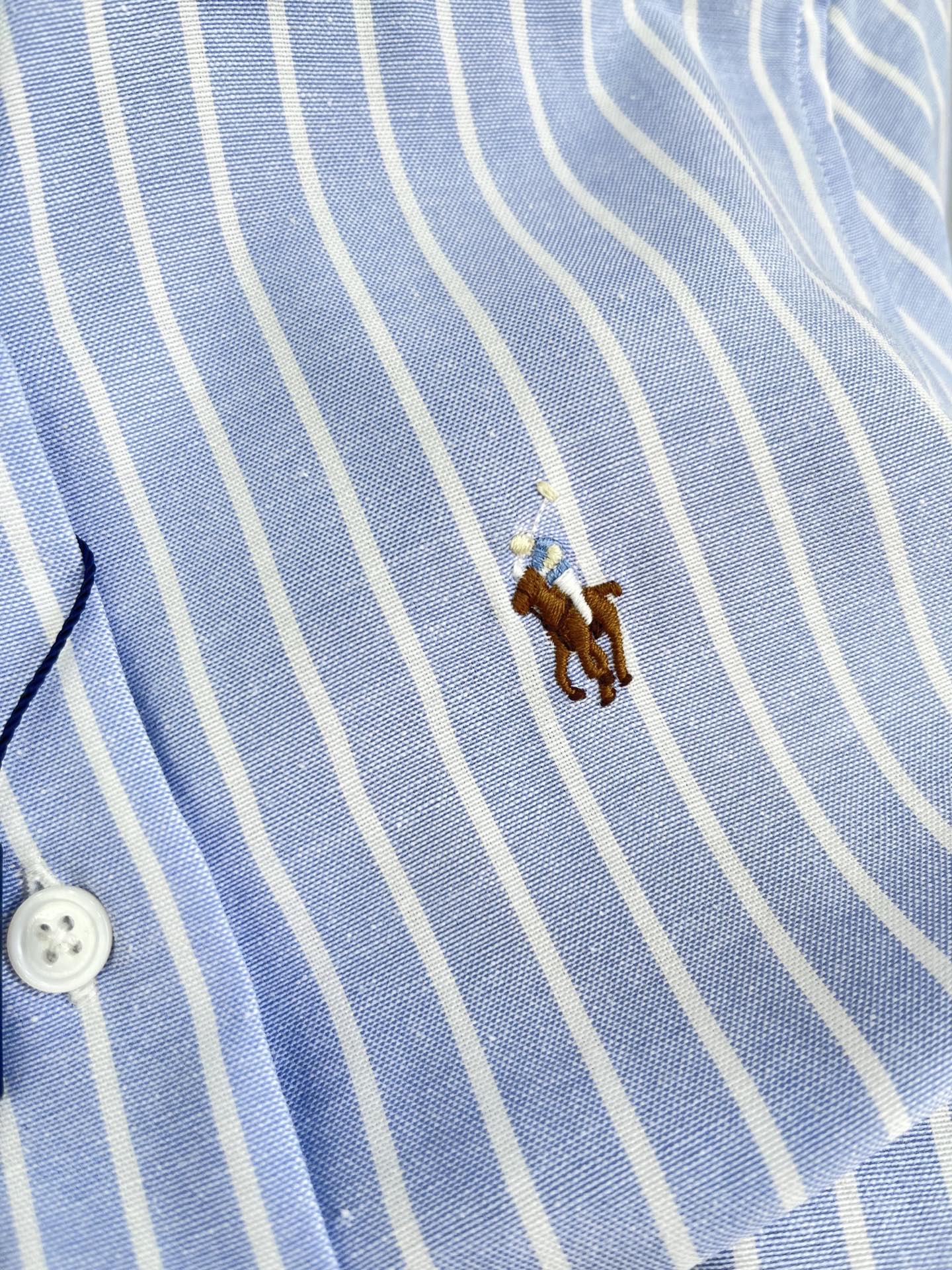 🛒𝐍𝐄𝐖 · 𝟐𝟎𝟐5/爆款现货原单品质 小众｜2025条纹翻领刺绣衬衫定制YB材质 舒适好穿 挺括有型