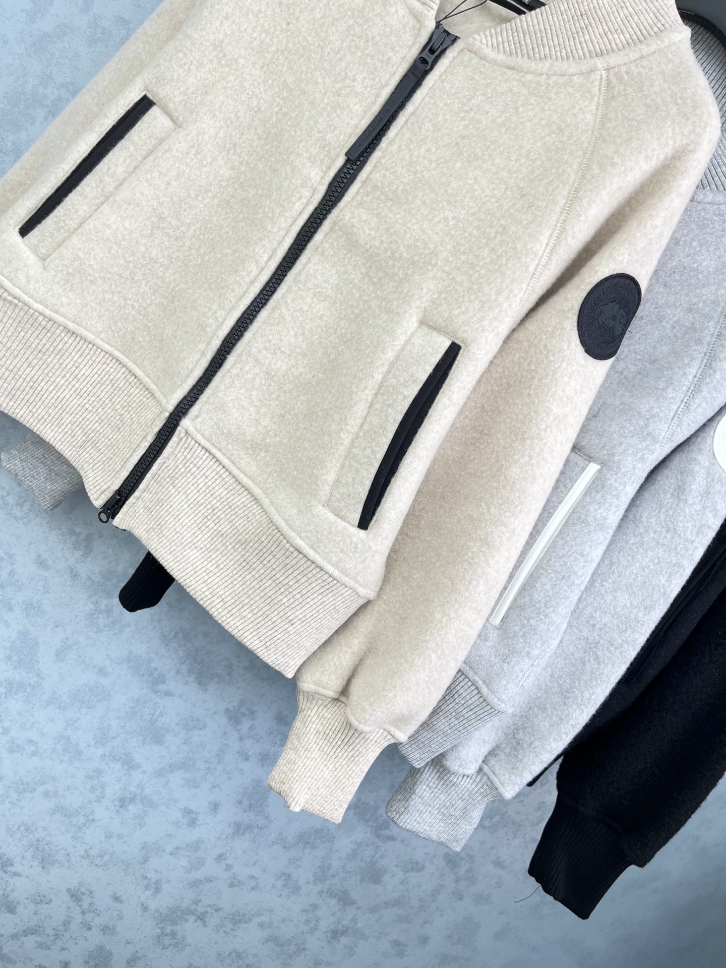 🛒𝐍𝐄𝐖 · 𝟐𝟎𝟐5/爆款现货【原版定制】加拿大*｜2025经典立领拉链羊毛🦙呢夹克外套定制高级面料，