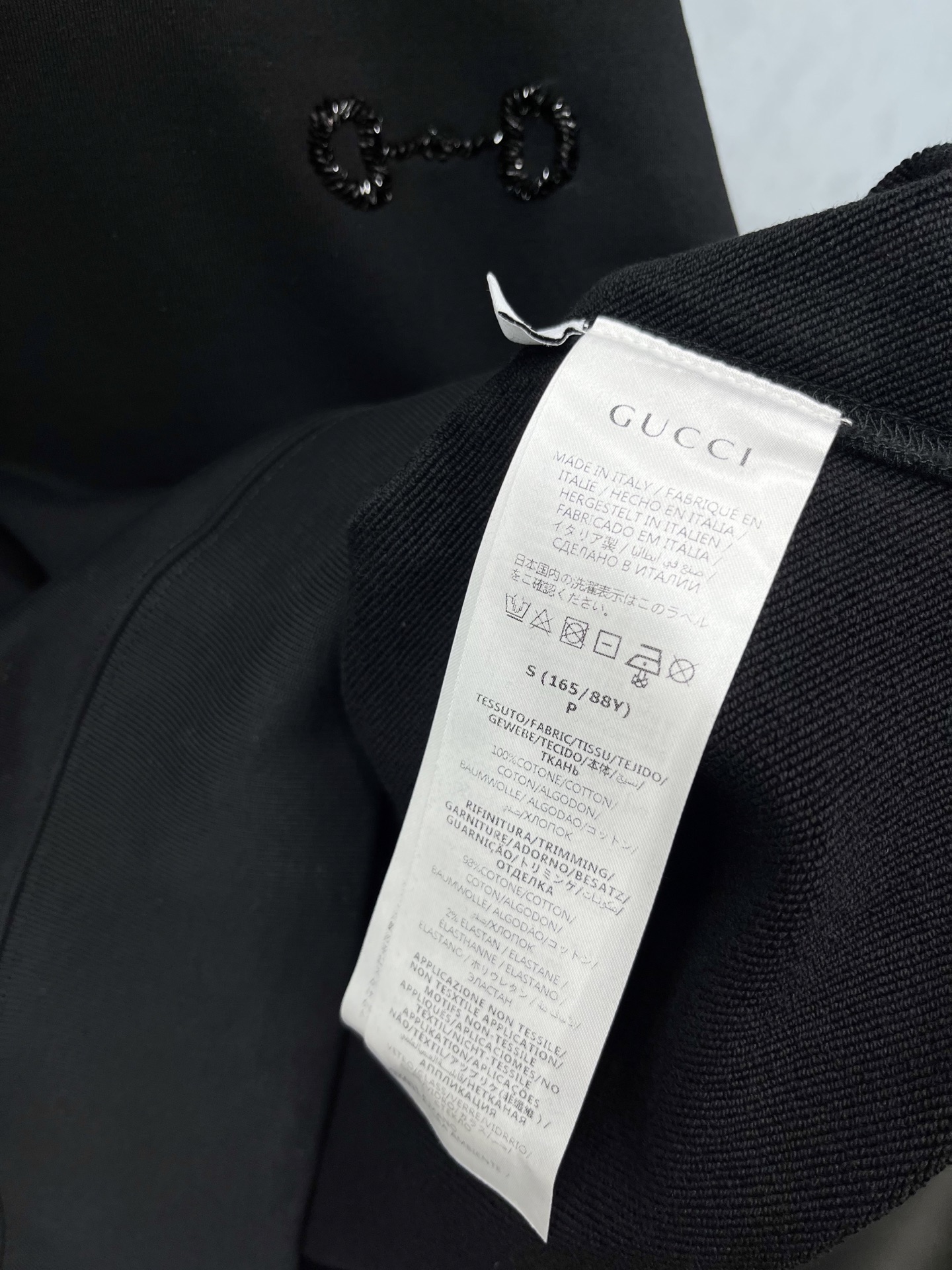 🛒𝐍𝐄𝐖 · 𝟐𝟎𝟐5/爆款现货【原版定制】Gucc*｜25经典圆领订珠卫衣干净利落的裁剪，落肩宽松慵懒