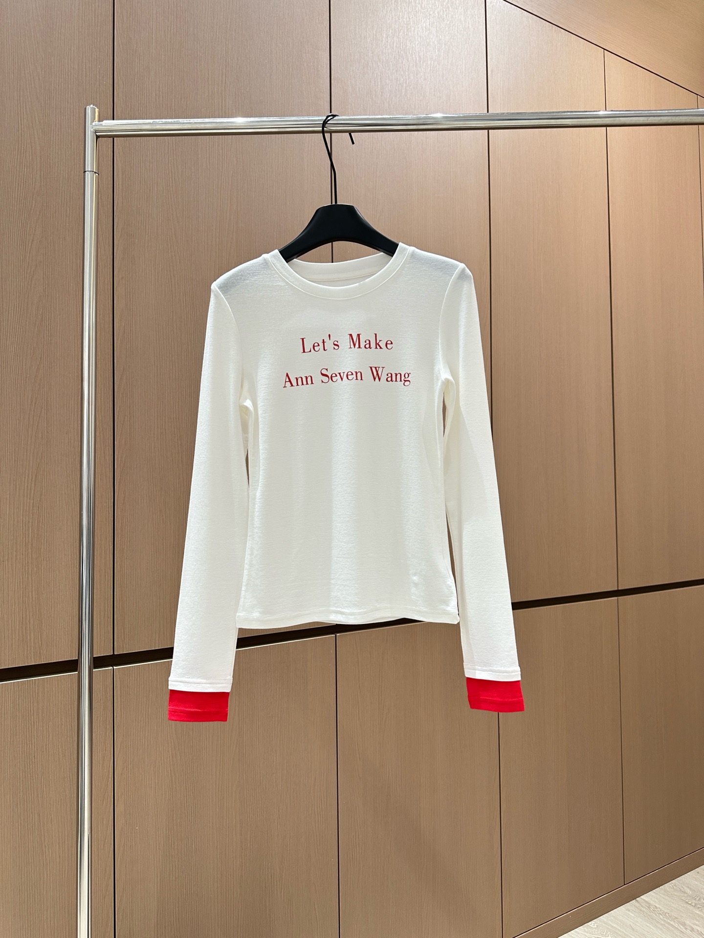 🛒𝐍𝐄𝐖 · 𝟐𝟎𝟐5/爆款现货设计师 原创｜2025新款加绒打底衫云感舒适的系列！上身的触感谁穿谁知道