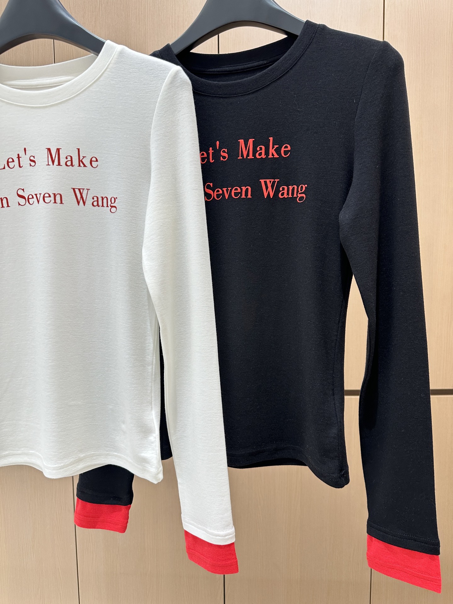 🛒𝐍𝐄𝐖 · 𝟐𝟎𝟐5/爆款现货设计师 原创｜2025新款加绒打底衫云感舒适的系列！上身的触感谁穿谁知道