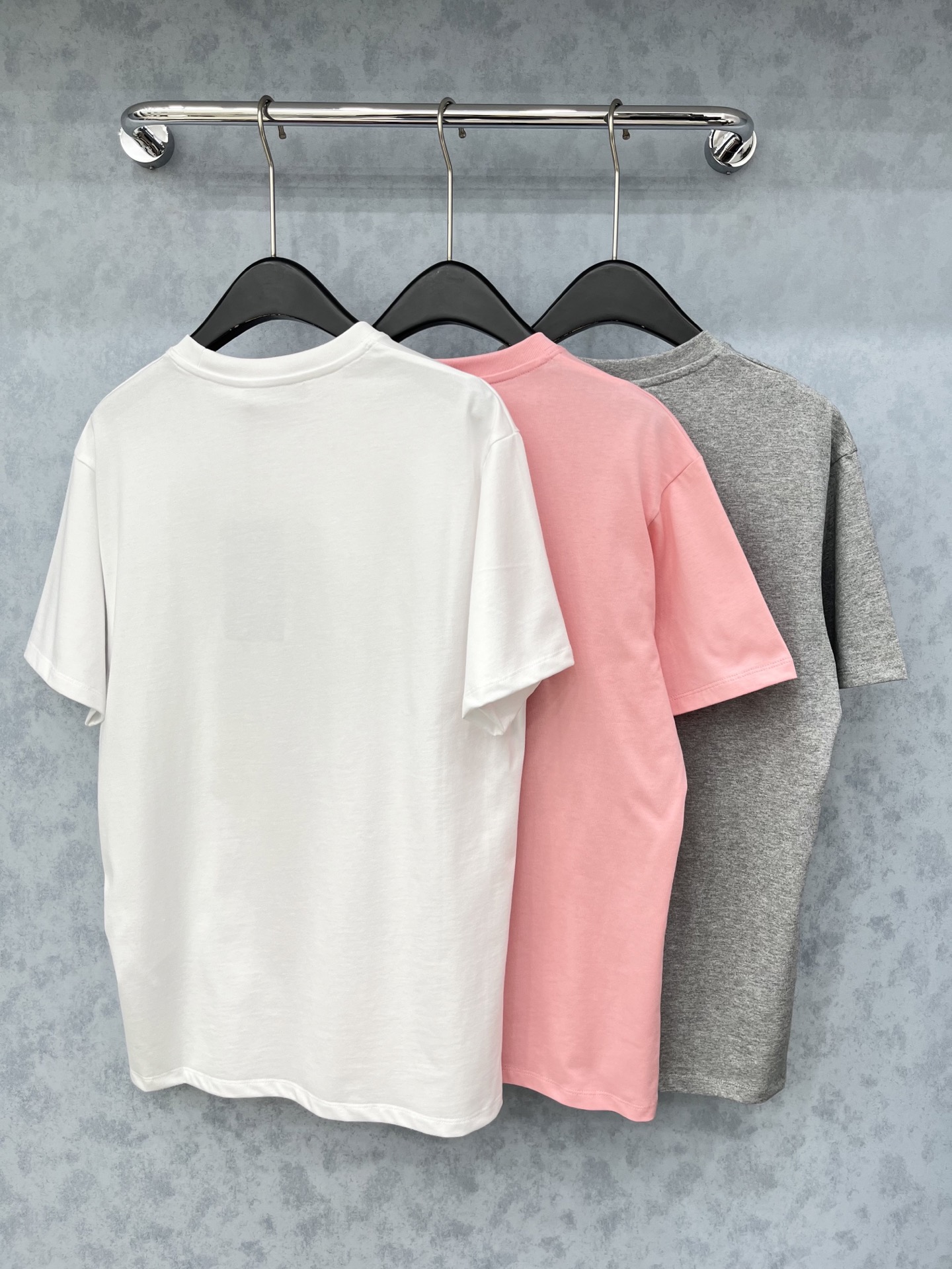 🛒𝐍𝐄𝐖 · 𝟐𝟎𝟐5/爆款现货原单品质 Guc*｜25新品印花短袖T恤宽松版型上身巨显瘦！定制最新工艺