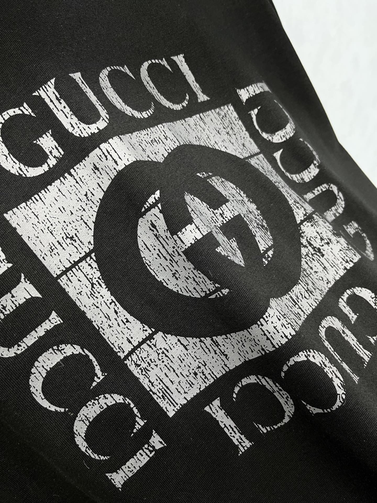 🛒𝐍𝐄𝐖 · 𝟐𝟎𝟐5/爆款现货原单品质 Guc*｜25新品印花短袖T恤宽松版型上身巨显瘦！定制最新工艺