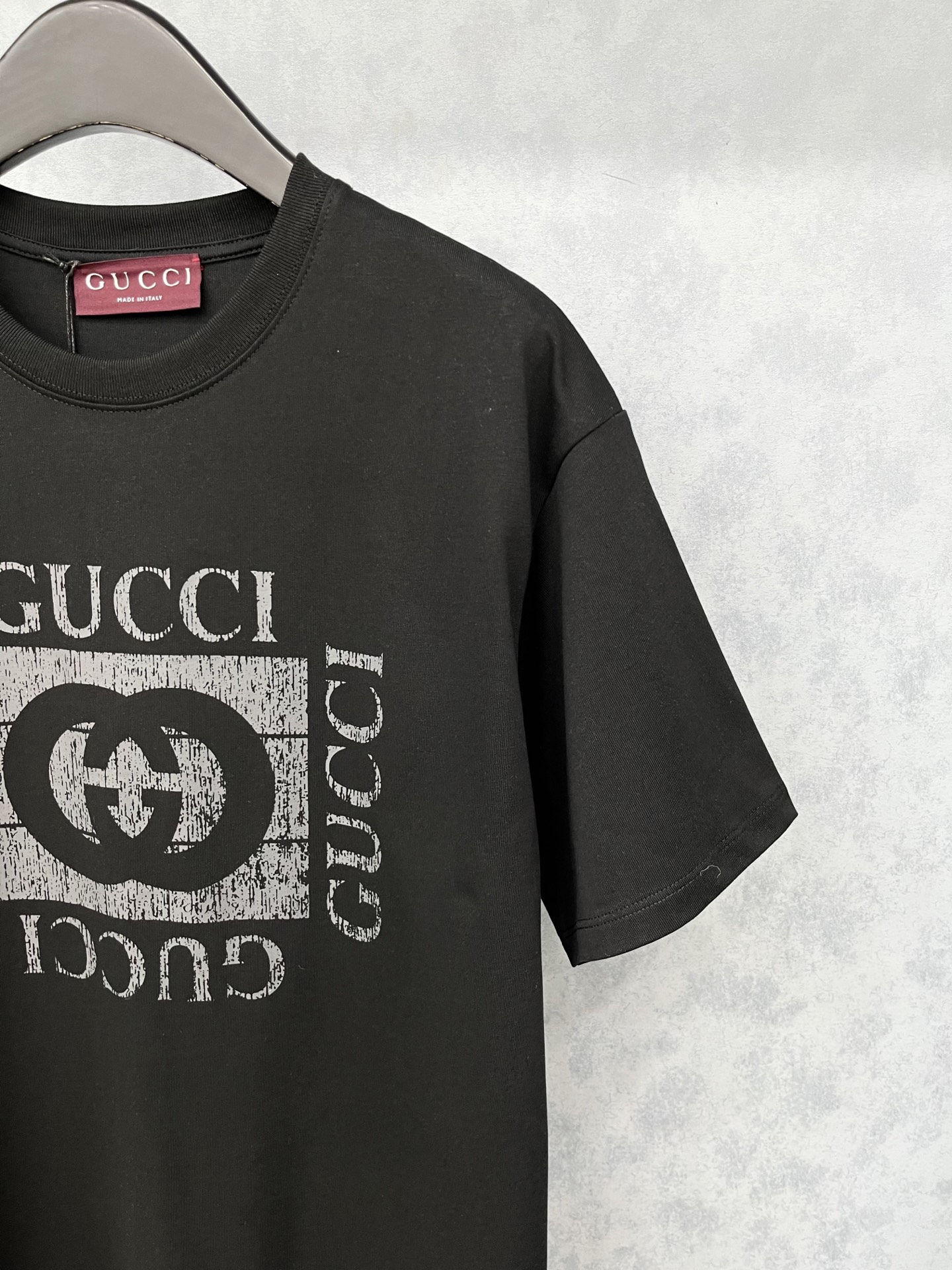 🛒𝐍𝐄𝐖 · 𝟐𝟎𝟐5/爆款现货原单品质 Guc*｜25新品印花短袖T恤宽松版型上身巨显瘦！定制最新工艺