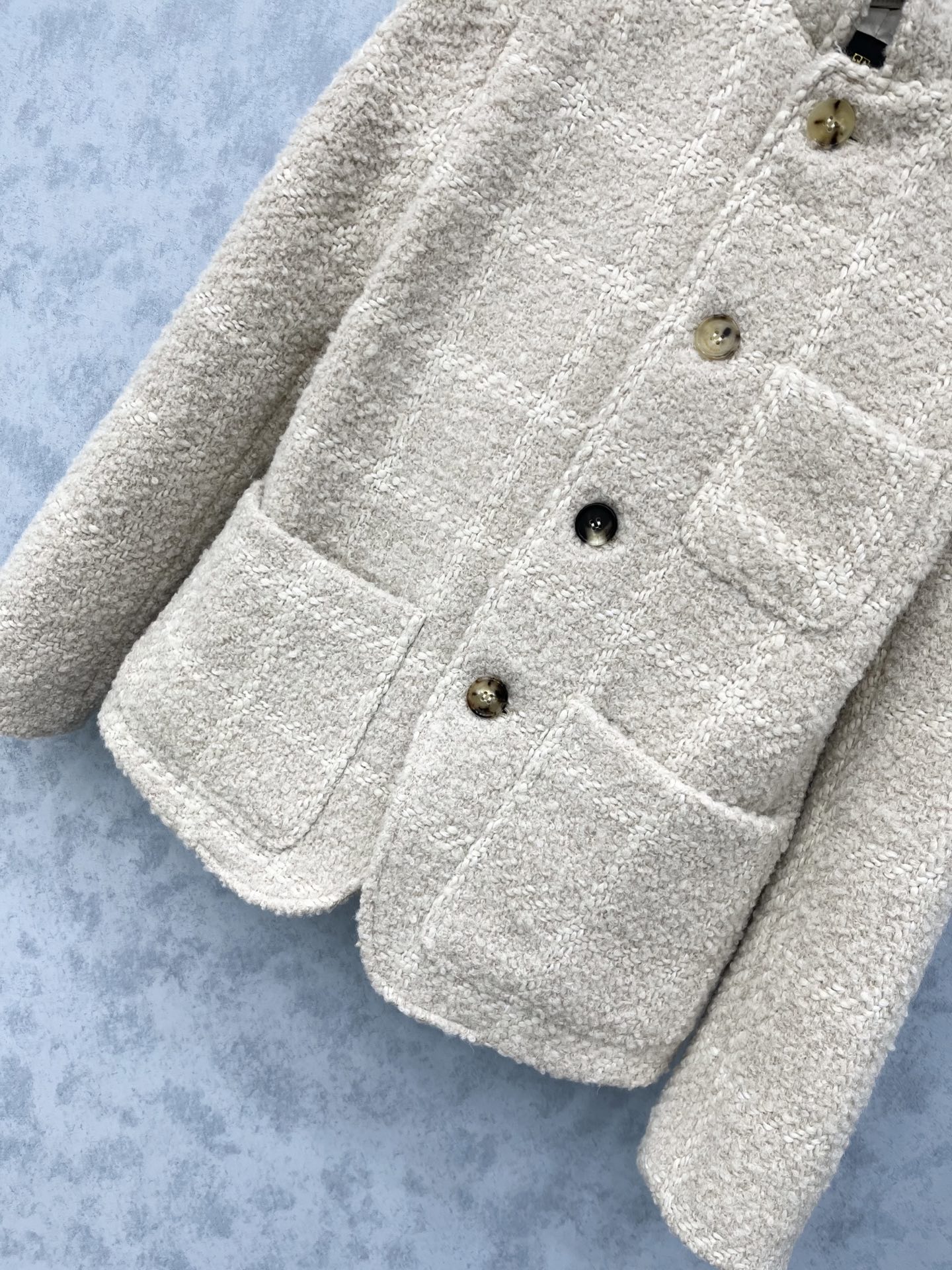 🛒𝐍𝐄𝐖 · 𝟐𝟎𝟐5/爆款现货原单品质 Lp*｜25秋冬新品粗花呢立领外套混色纱线设计 大工厂订制！羊