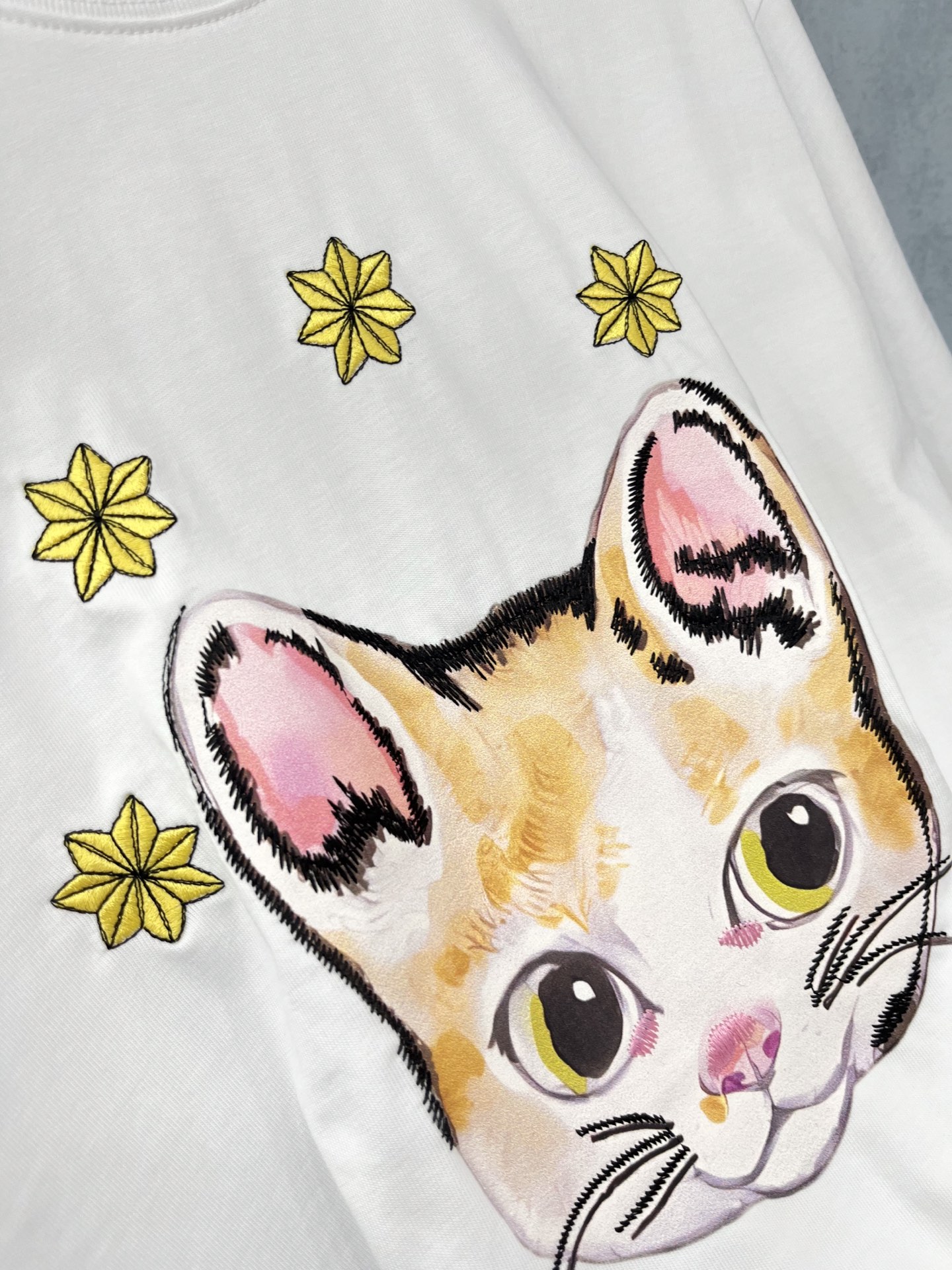 🛒𝐍𝐄𝐖 · 𝟐𝟎𝟐5/爆款现货原单品质 Guc*｜25新品印花刺绣短袖T恤宽松版型上身巨显瘦！定制最新