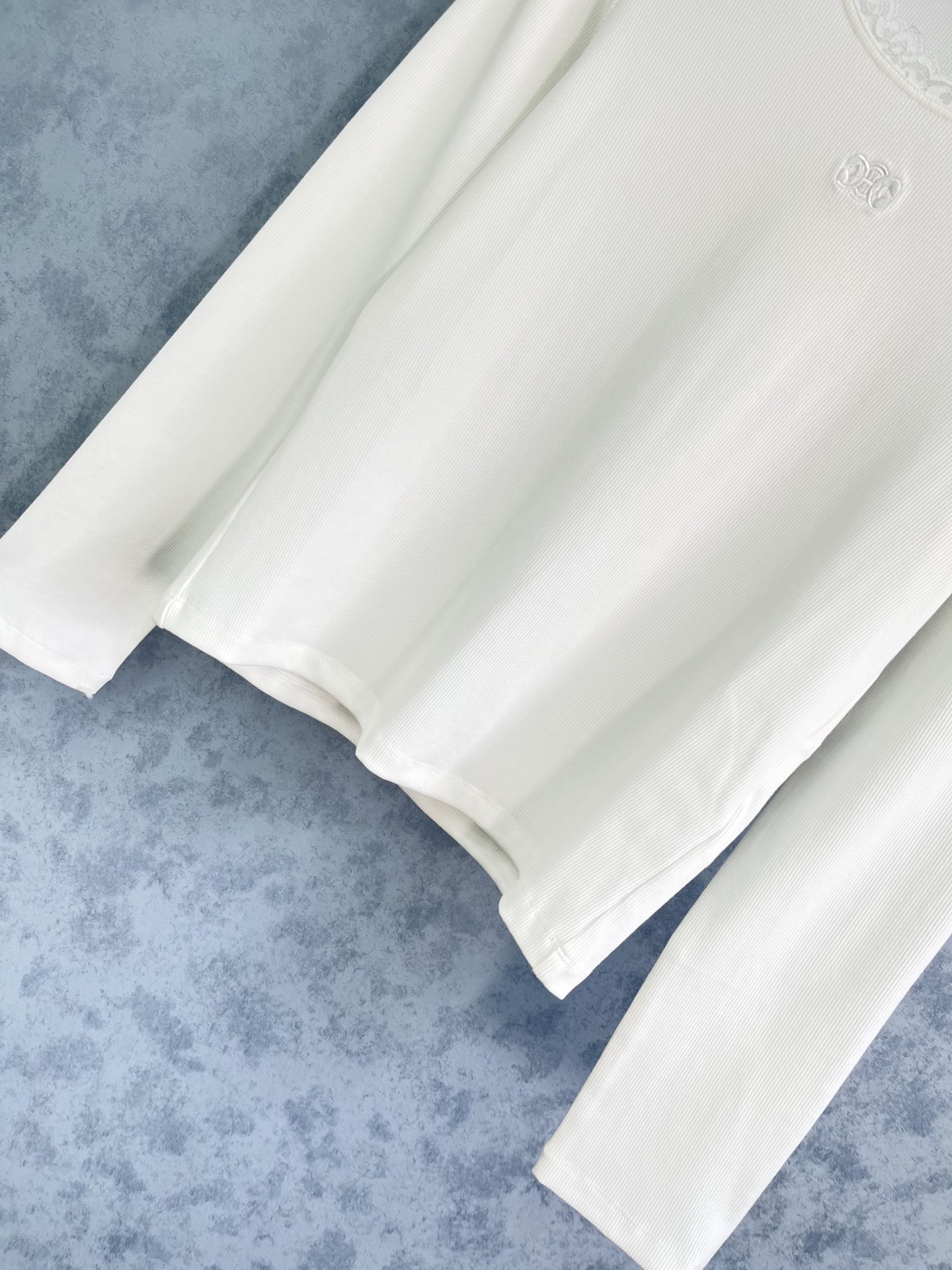 🛒𝐍𝐄𝐖 · 𝟐𝟎𝟐5/爆款现货【原版定制】Celin*｜25新款大圆领蕾丝拼接花边刺绣长袖打底 系列款