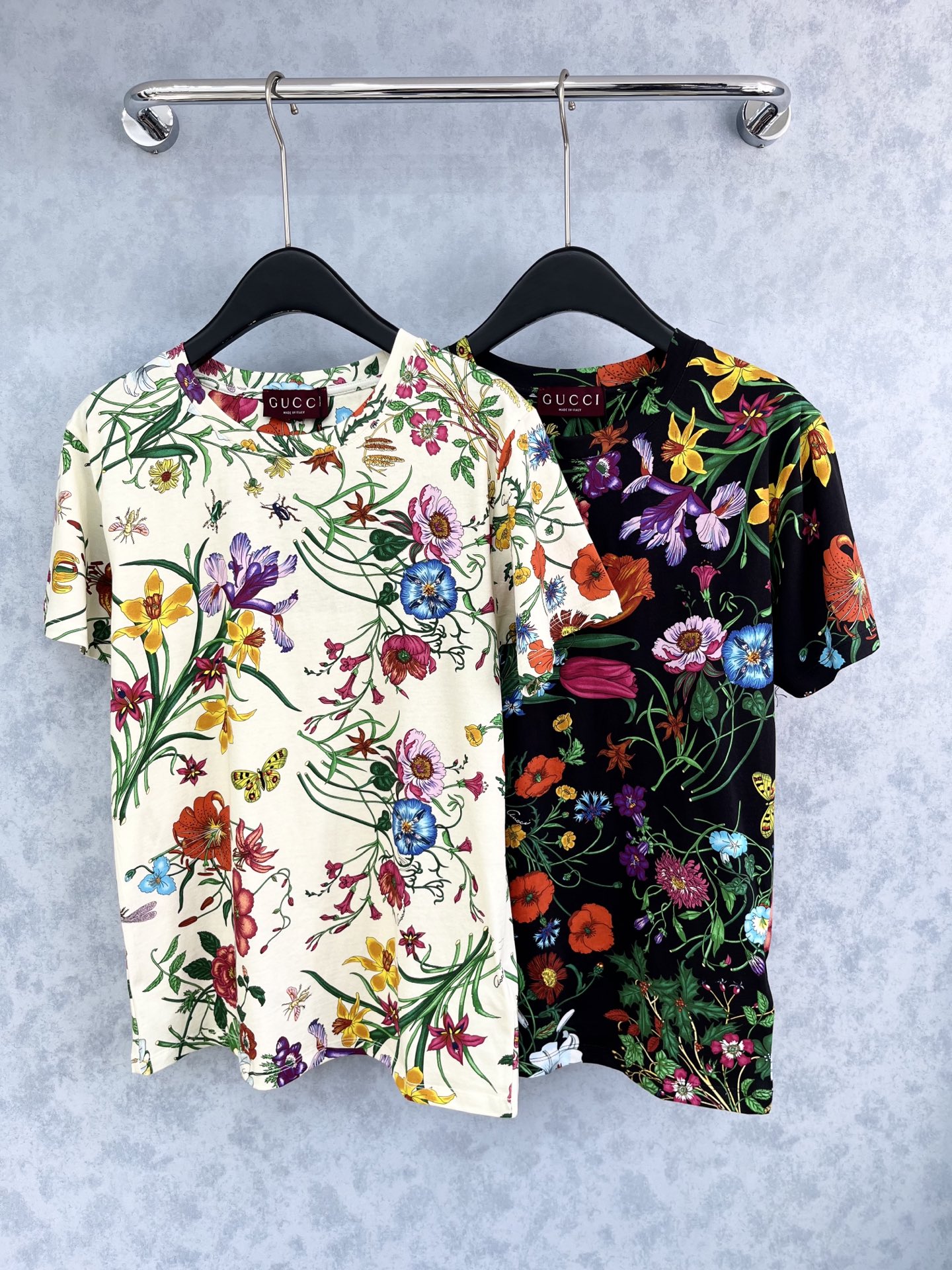 🛒𝐍𝐄𝐖 · 𝟐𝟎𝟐5/爆款现货原单品质 Gucc*｜精致工艺印花短袖T恤高订面料 亲肤透气舒适标志性字