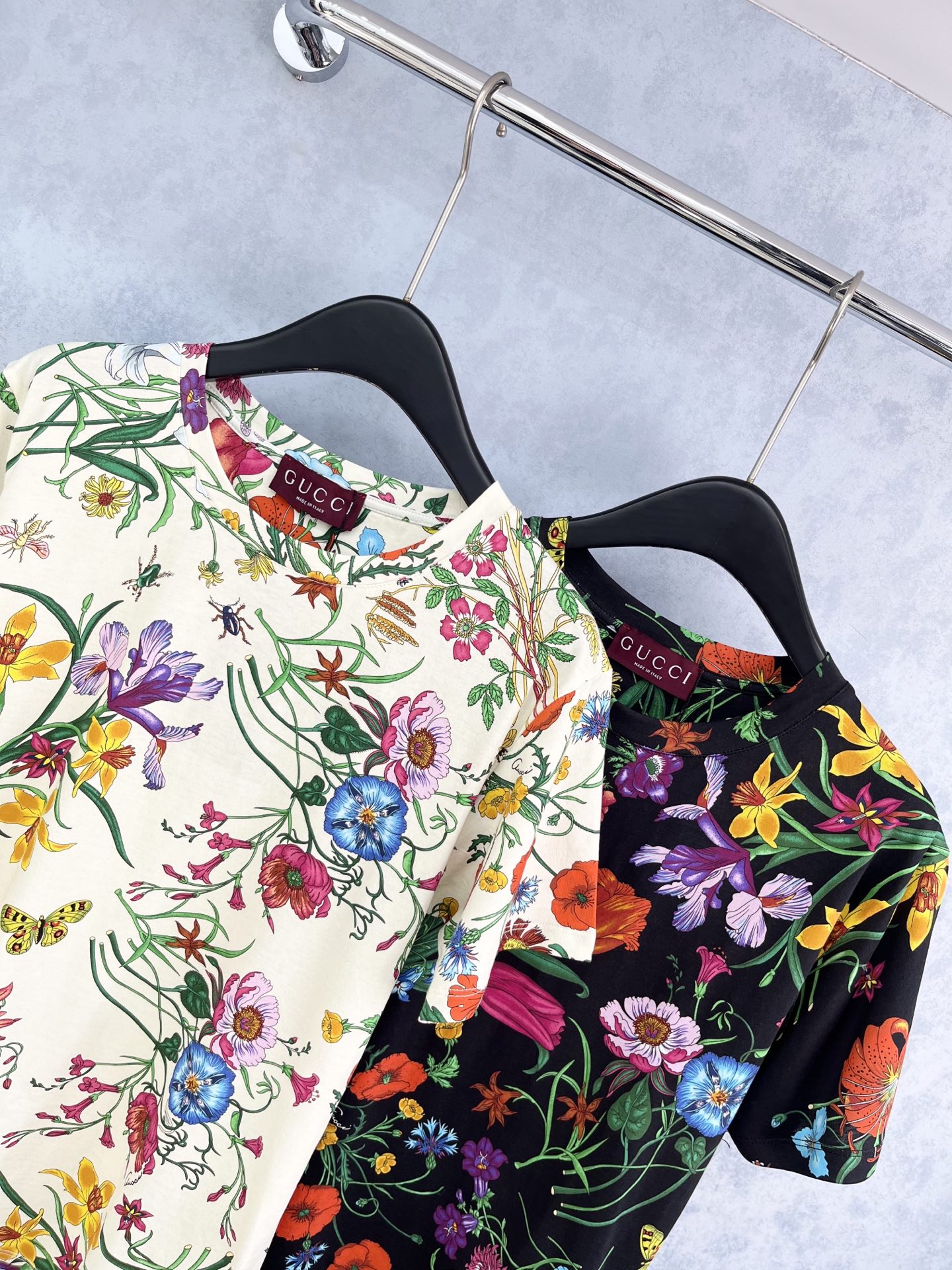 🛒𝐍𝐄𝐖 · 𝟐𝟎𝟐5/爆款现货原单品质 Gucc*｜精致工艺印花短袖T恤高订面料 亲肤透气舒适标志性字