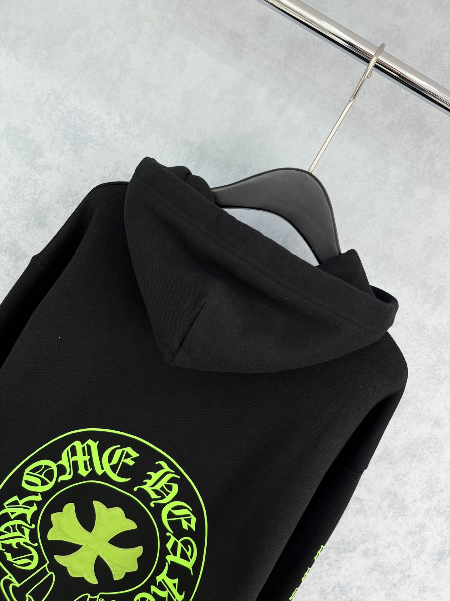 🛒𝐍𝐄𝐖 · 𝟐𝟎𝟐5/爆款现货【原版定制】克罗星*｜25经典带帽印花加绒卫衣干净利落的裁剪，落肩宽松慵