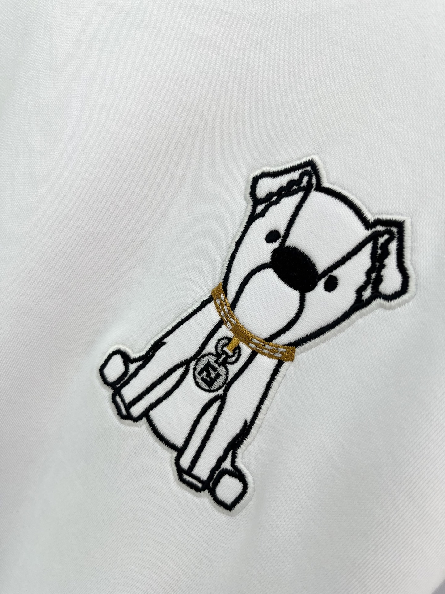 🛒𝐍𝐄𝐖 · 𝟐𝟎𝟐6/爆款现货原单品质 Fend*｜26新品刺绣短袖T恤精致宽松版型上身巨百搭定制最新