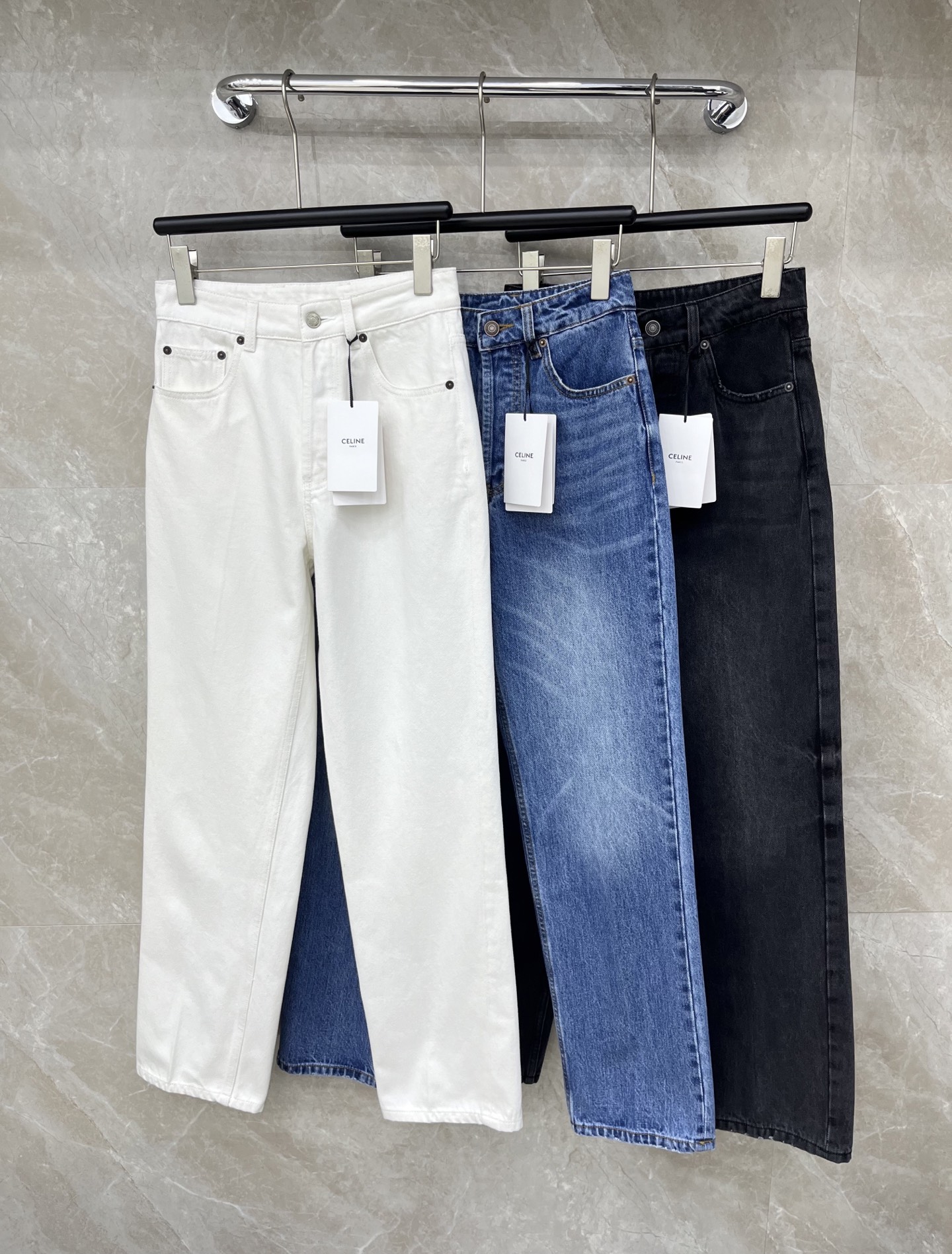 🛒𝐍𝐄𝐖 · 𝟐𝟎𝟐5/爆款现货【原版订制】 Celin*｜25经典排扣式牛仔裤 工艺款 高端设计 进口