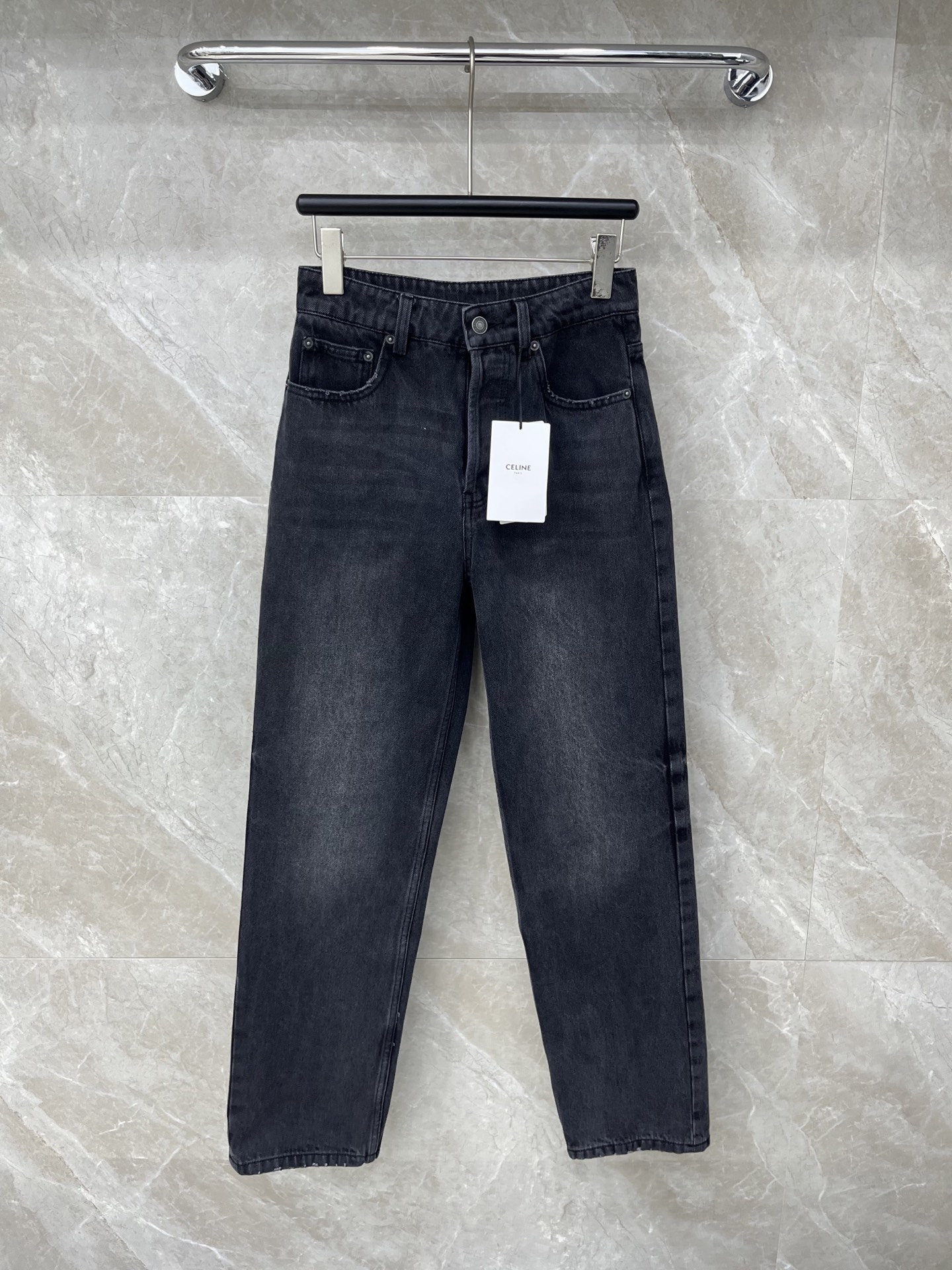 🛒𝐍𝐄𝐖 · 𝟐𝟎𝟐5/爆款现货【原版订制】 Celin*｜25经典排扣式牛仔裤 工艺款 高端设计 进口