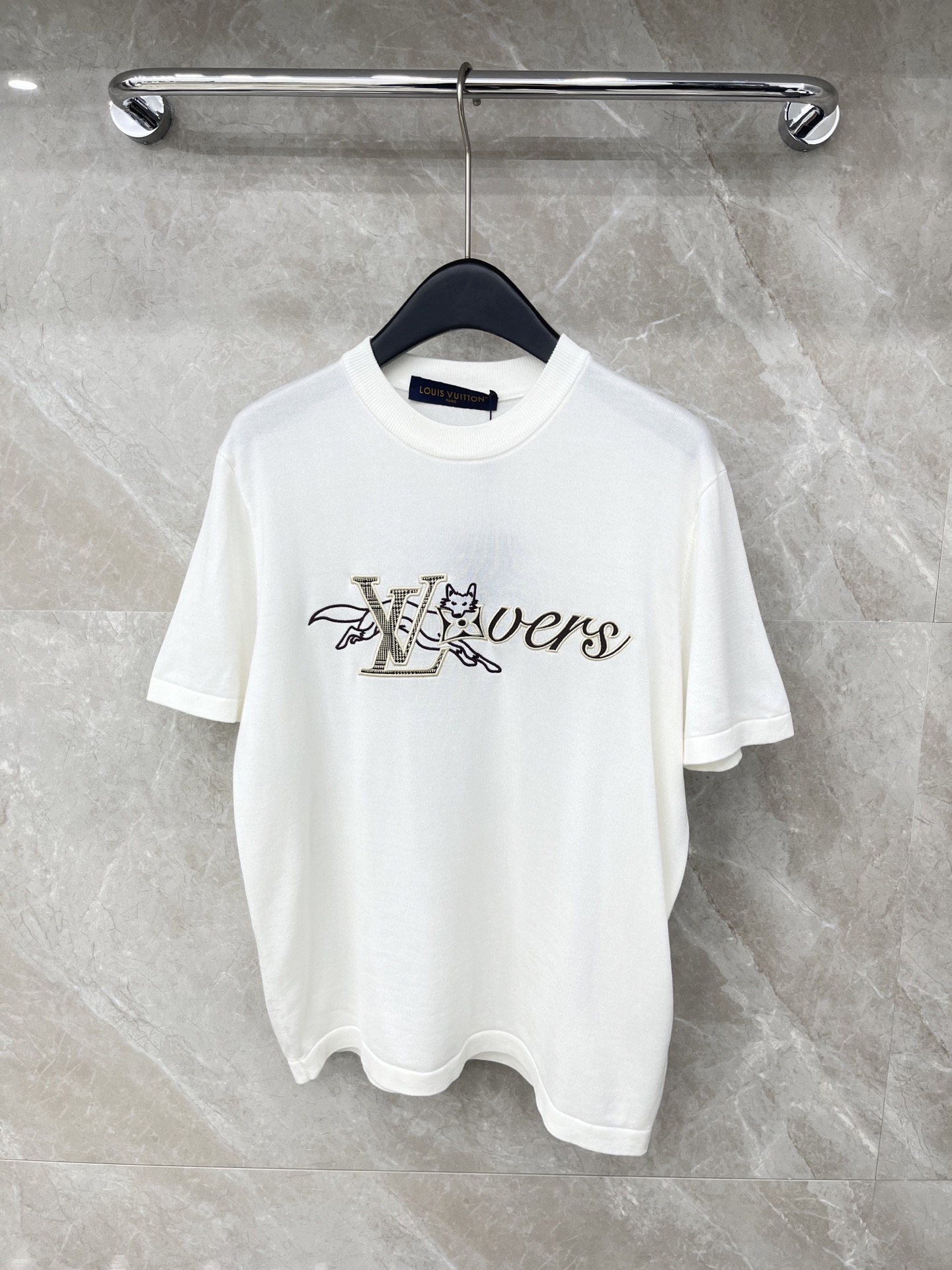 🛒𝐍𝐄𝐖 · 𝟐𝟎𝟐6/爆款现货【原版定制】LV ｜2026圆领老花刺绣针织短袖 男女同款定制YB材质 